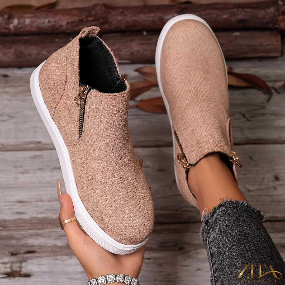 Zita La Belle Elite side zipper flat sneakers with sleek design and comfortable flat sole, perfect for casual wear.