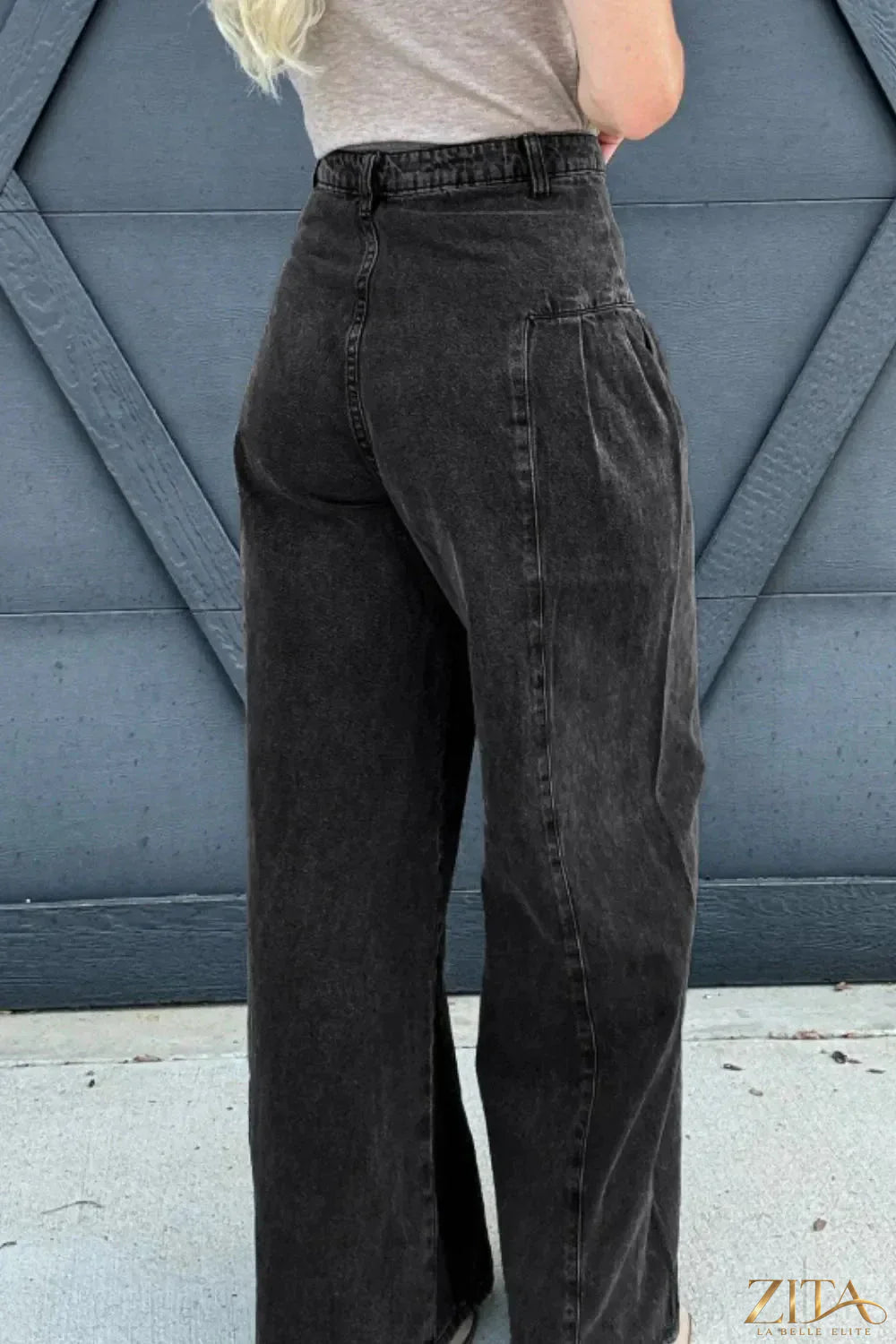Zita La Belle Elite high-rise wide-leg jeans with front and back pockets, showcasing a stylish denim design.