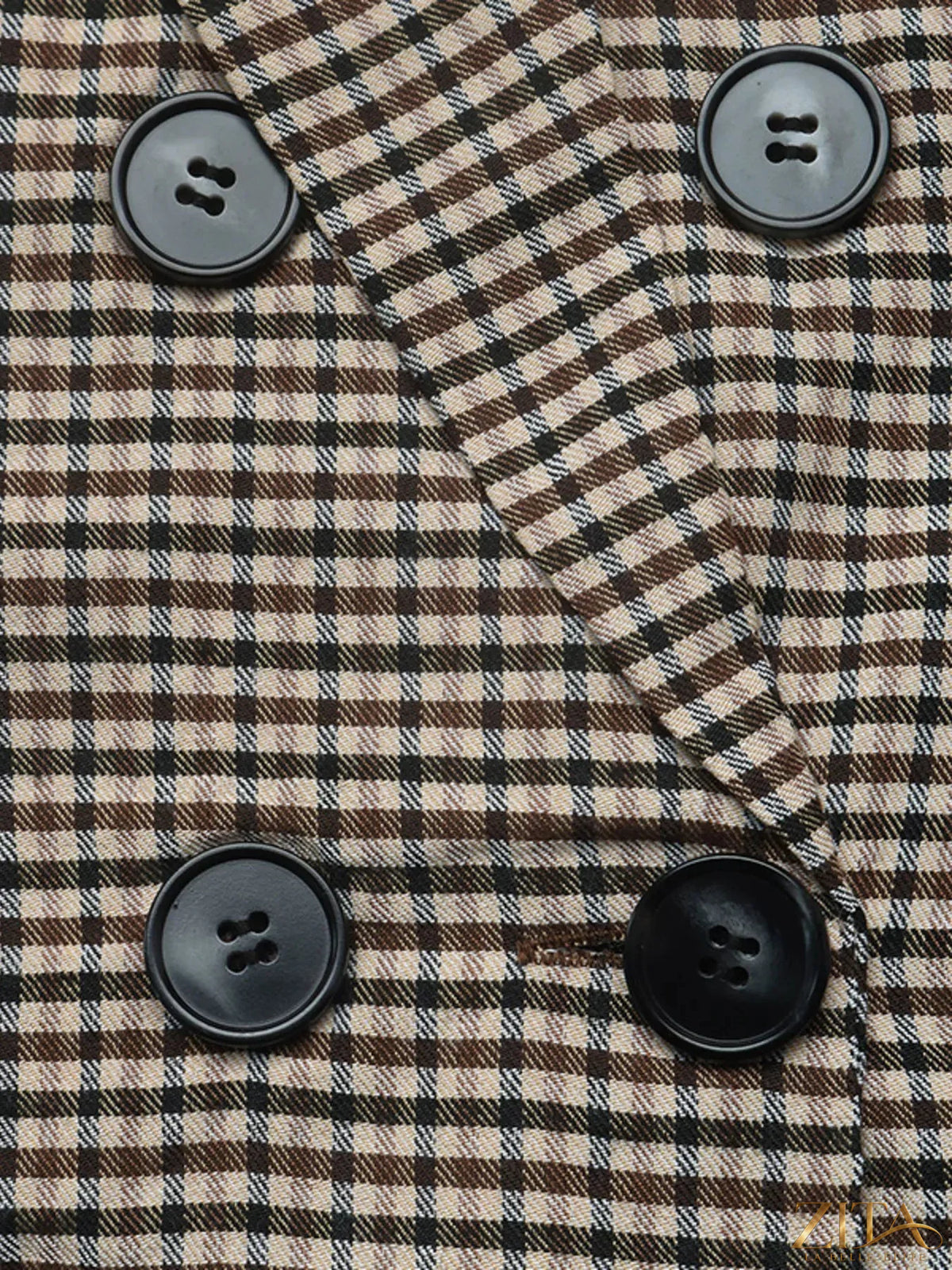 Zita La Belle Elite plaid blazer with lapel collar and double-breasted design, stylish and tailored for a polished look.