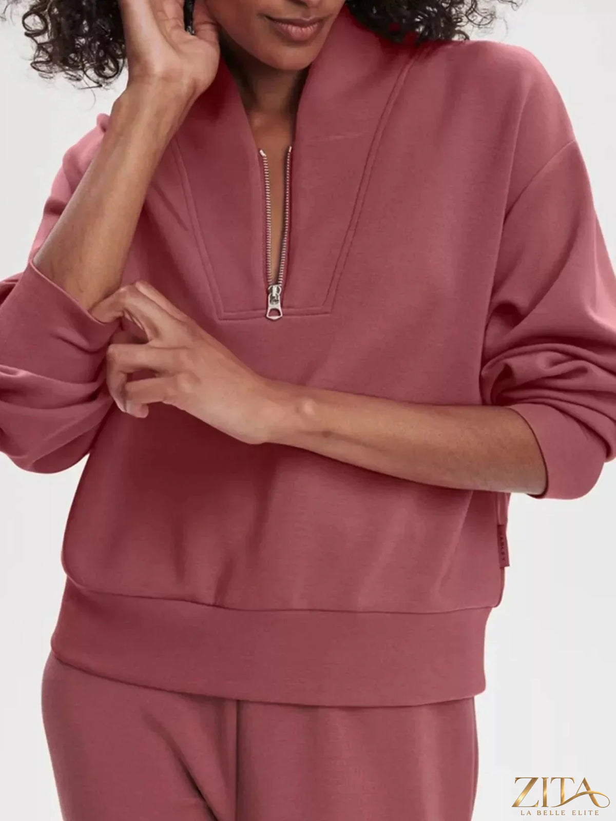 Zita La Belle Elite quarter-zip sweatshirt and wide-leg pants set, featuring a comfortable fit and casual style.