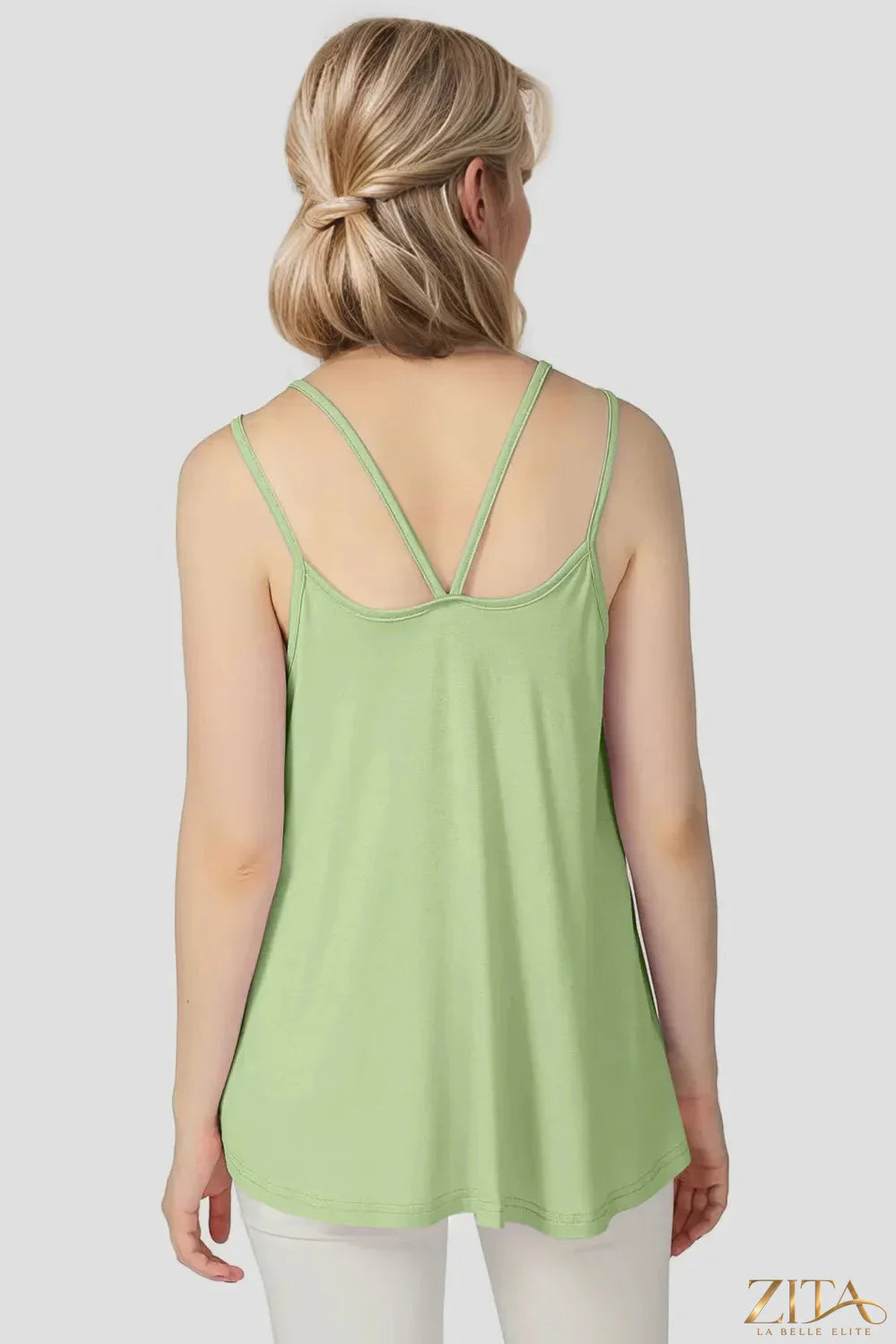 Zita La Belle Elite Basic Bae bamboo cami with scoop neck and double spaghetti straps, black, soft and lightweight fabric.