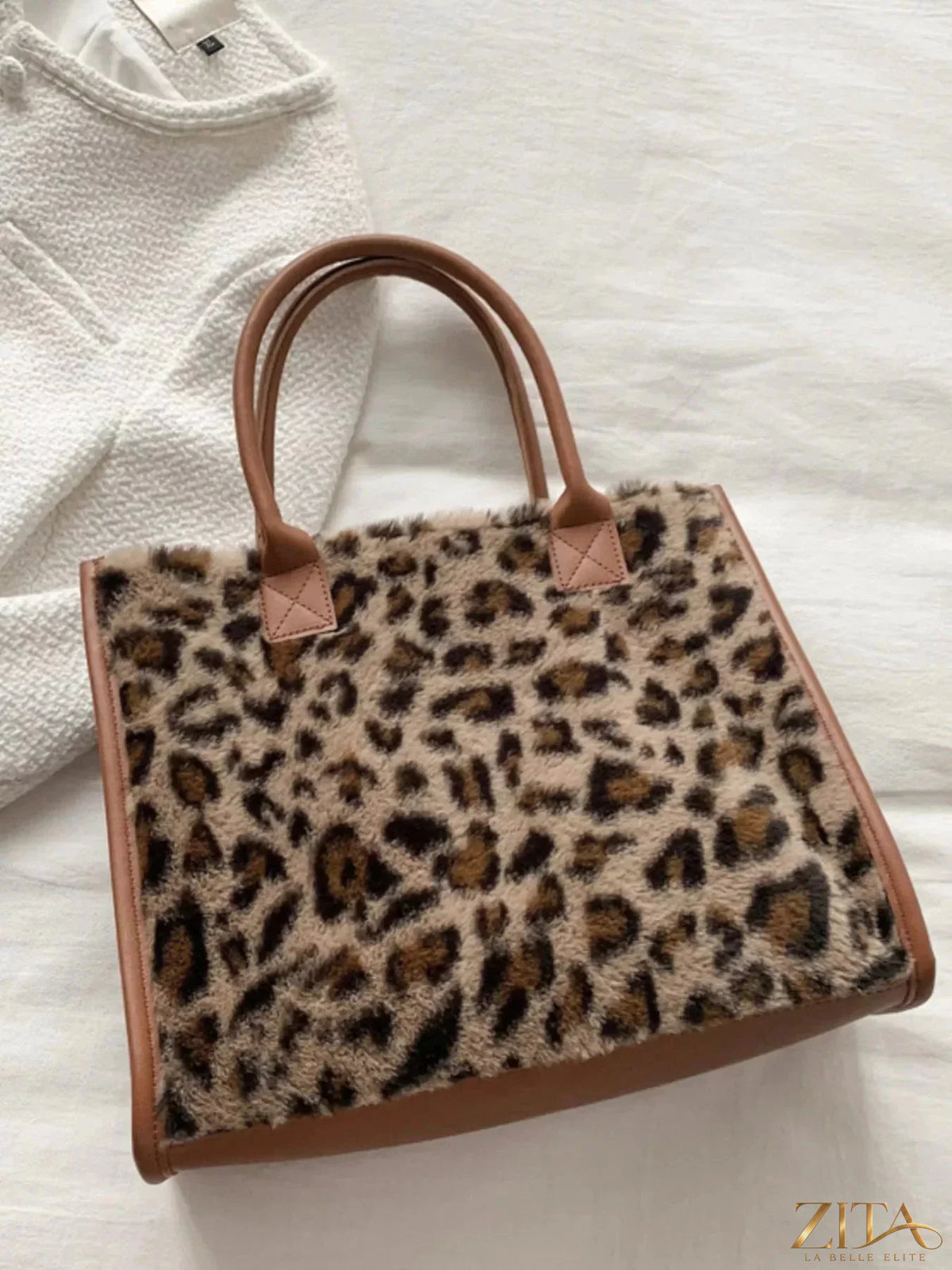 Zita La Belle Elite plush tote bag with soft fabric exterior and spacious interior, ideal for stylish everyday use.