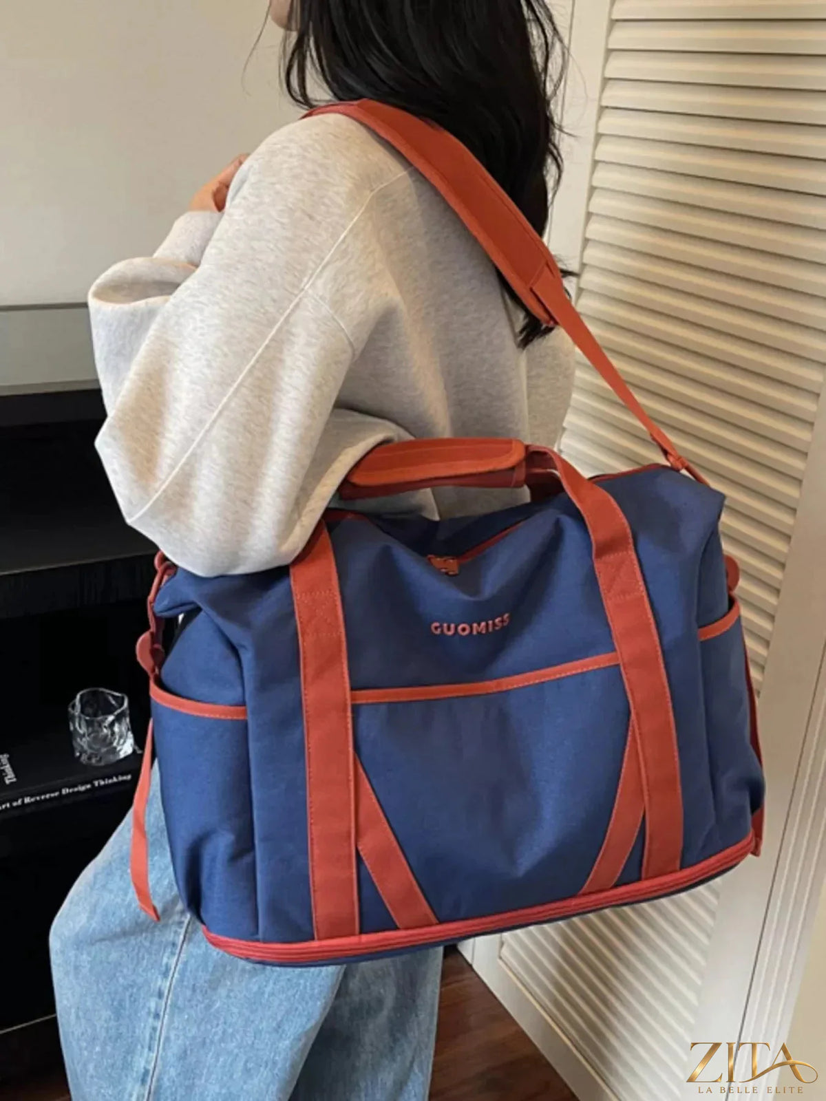 Contrast Oxford cloth travel bag by Zita La Belle Elite with sturdy handles and spacious interior for travel essentials.