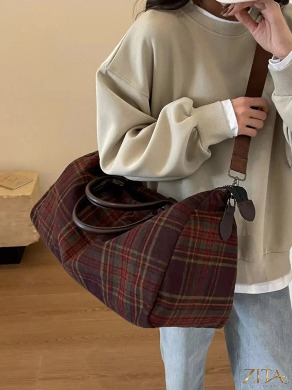 Vintage plaid pattern travel bag by Zita La Belle Elite featuring a spacious design and sturdy leather accents.