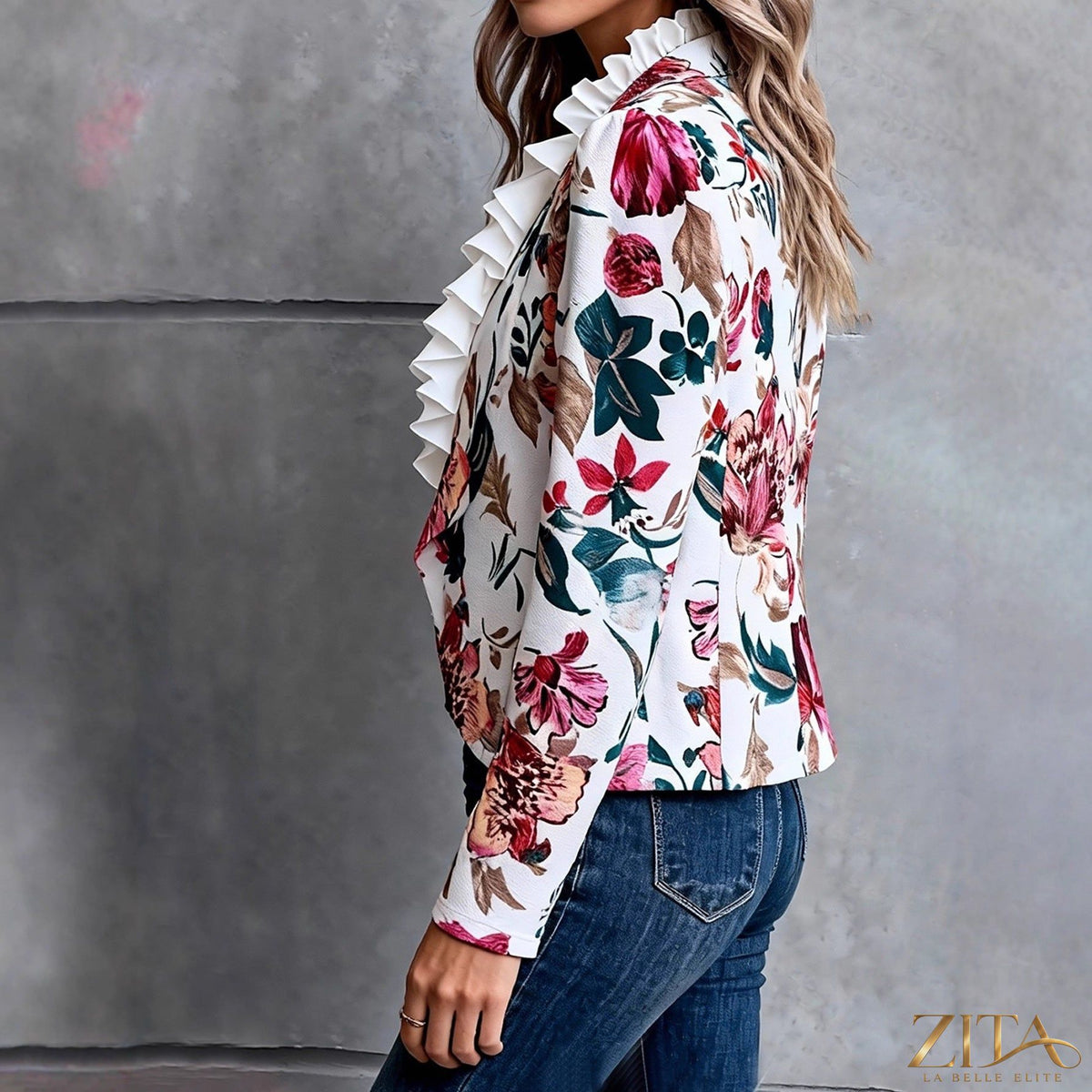 Women’s casual commuter jacket by Zita La Belle Elite, versatile all-match style, lightweight outerwear for everyday wear.