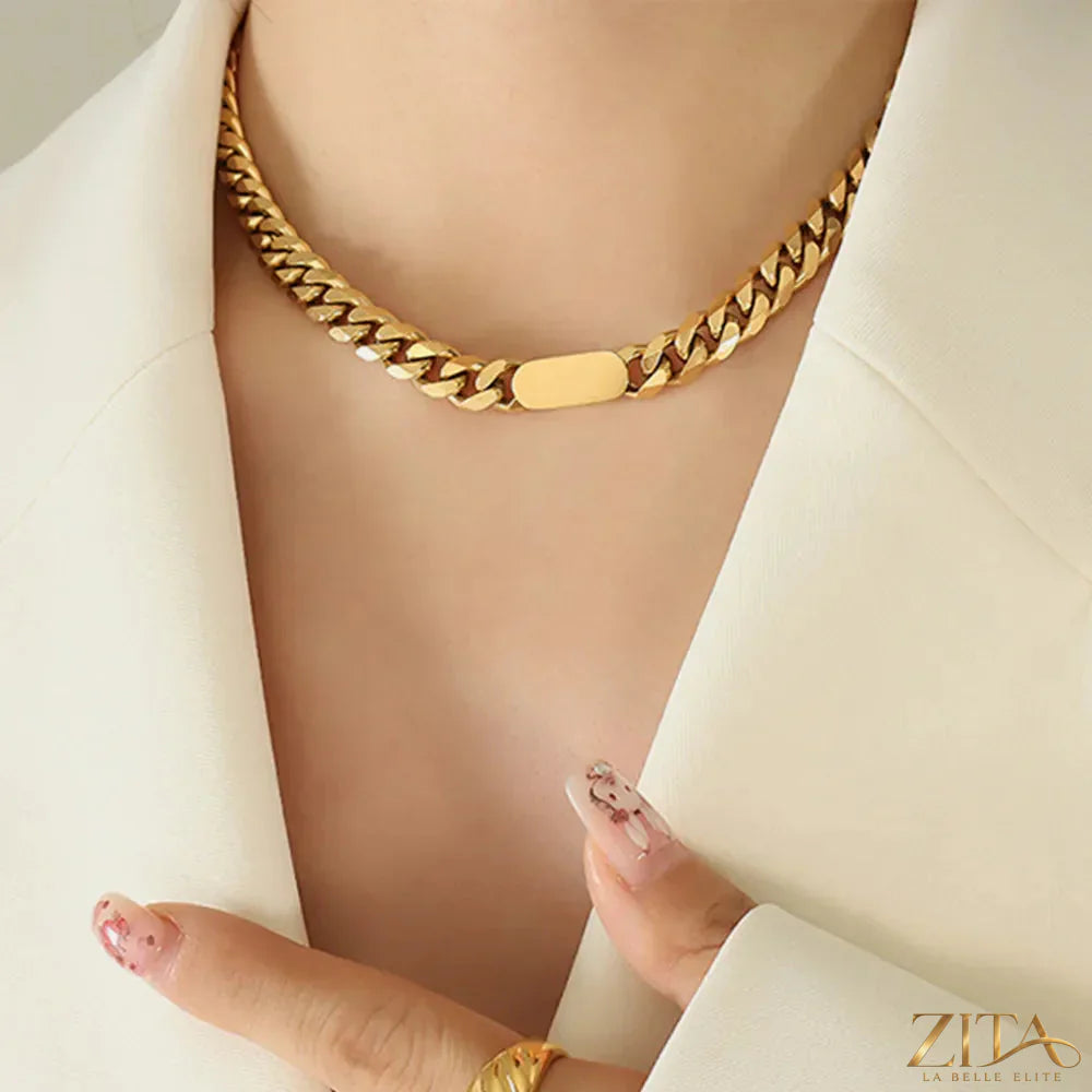 18K gold-plated chain necklace by Zita La Belle Elite, showcasing a delicate and stylish jewelry piece with detailed links.