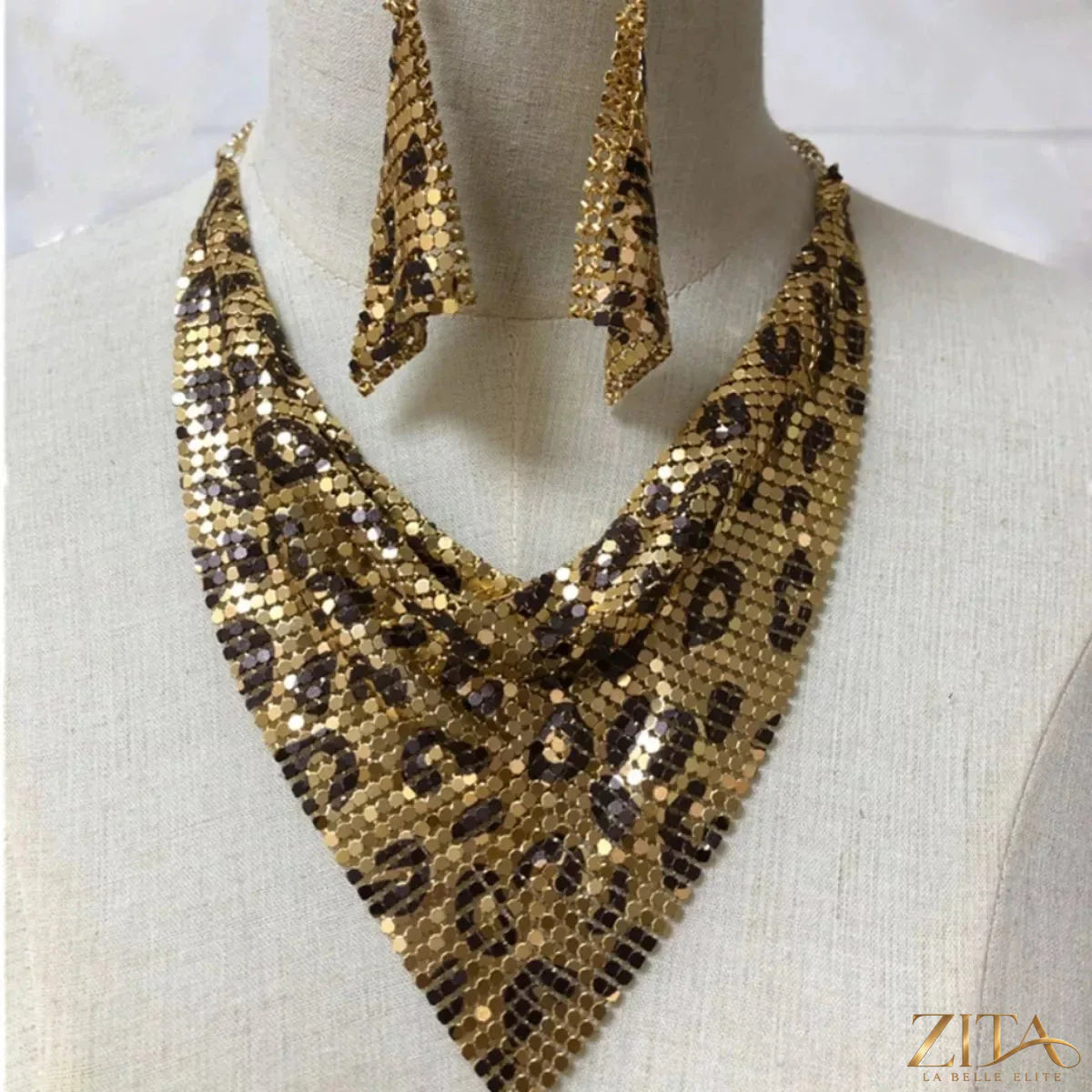 Leopard jewelry set featuring a necklace and earrings with animal print designs, Trendsi brand, stylish accessory for fashion.