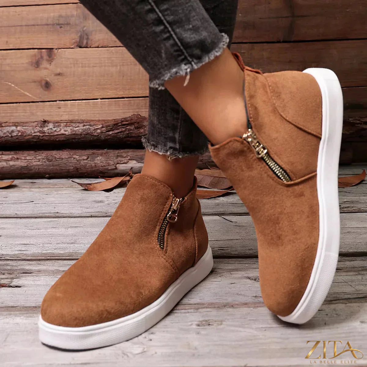 Zita La Belle Elite side zipper flat sneakers in black with sleek design and comfortable flat sole