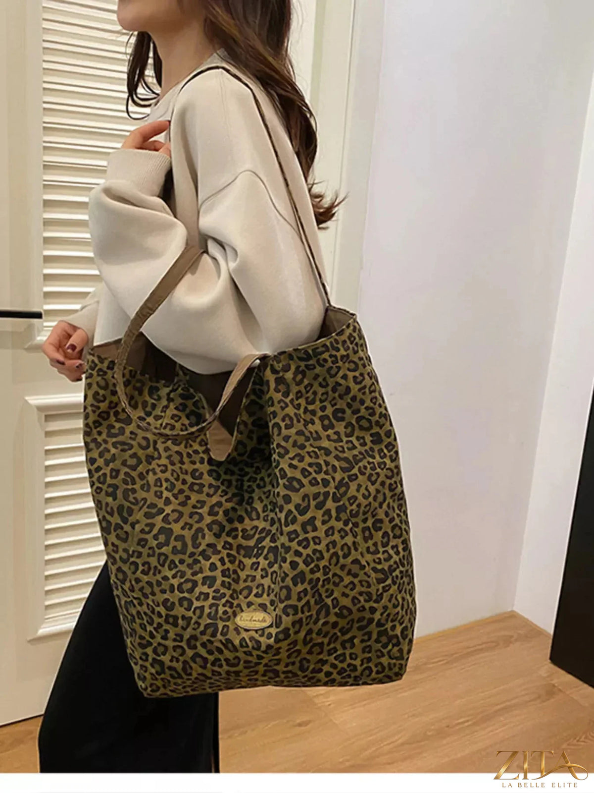 Leopard print casual tote bag from Zita La Belle Elite with sturdy handles and spacious interior for everyday use