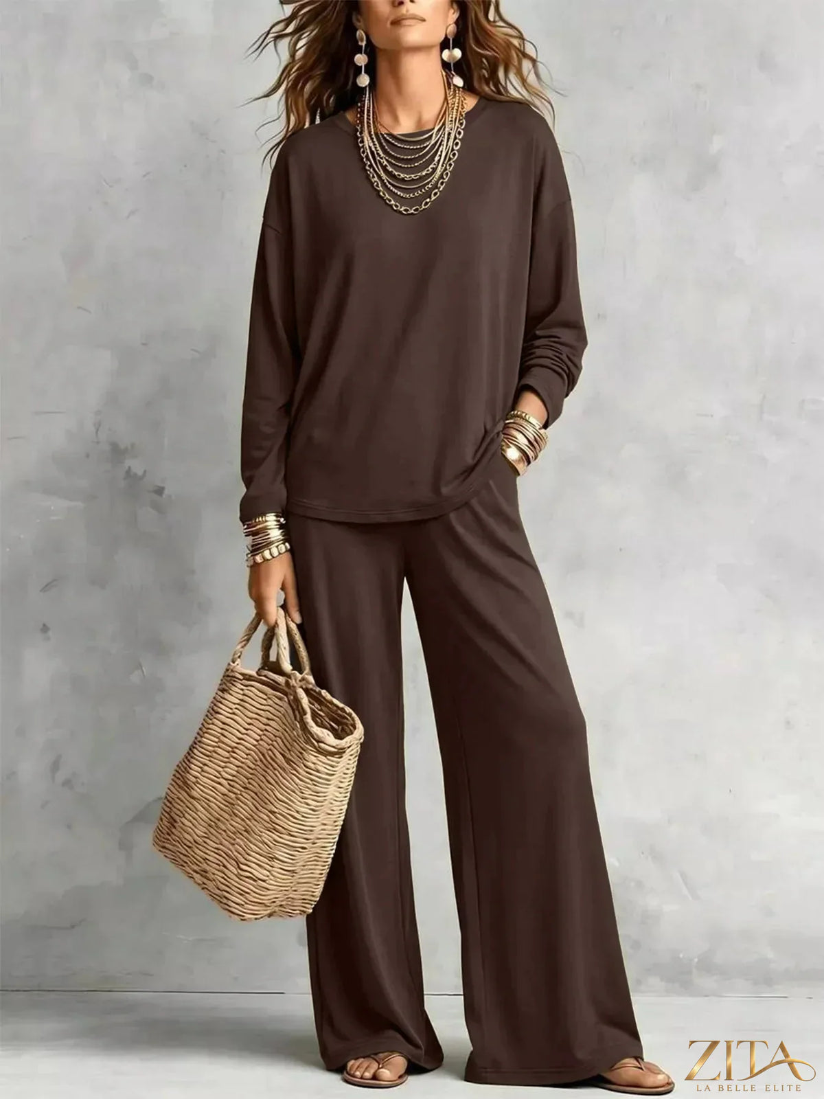 Zita La Belle Elite round neck T-shirt and wide-leg pants set, shown in a casual outfit with neutral colors and relaxed fit.