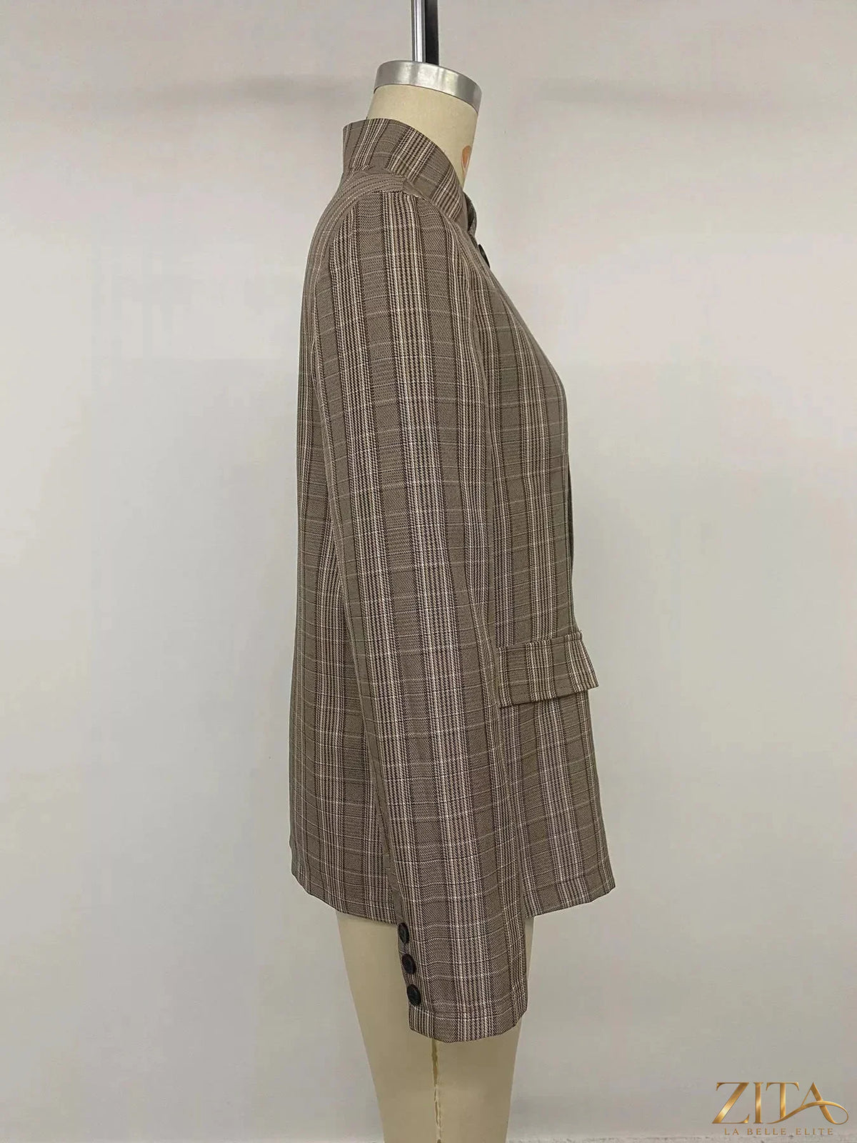 Zita La Belle Elite plaid single-button blazer, tailored women's blazer with classic pattern and structured fit, stylish and versatile.