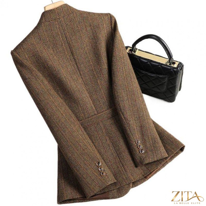 Zita La Belle Elite women's sophisticated wool blazer, tailored fit, in classic neutral color, displayed on a mannequin.