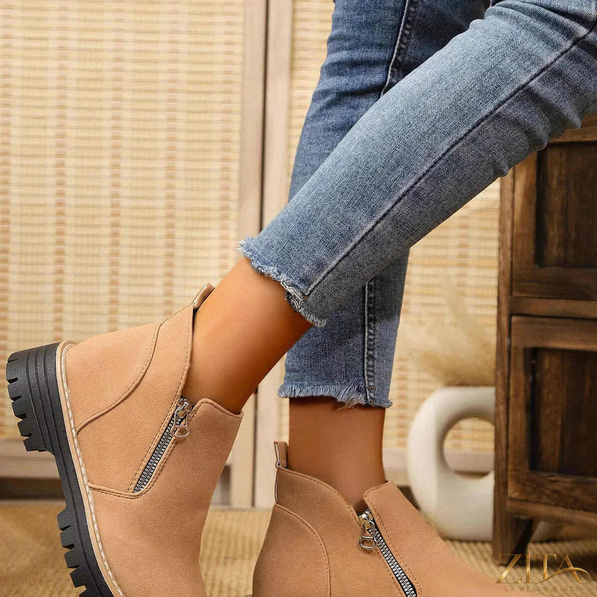 Zita La Belle Elite ankle boots with zipper accent, featuring a sleek design and stylish ankle-length silhouette.