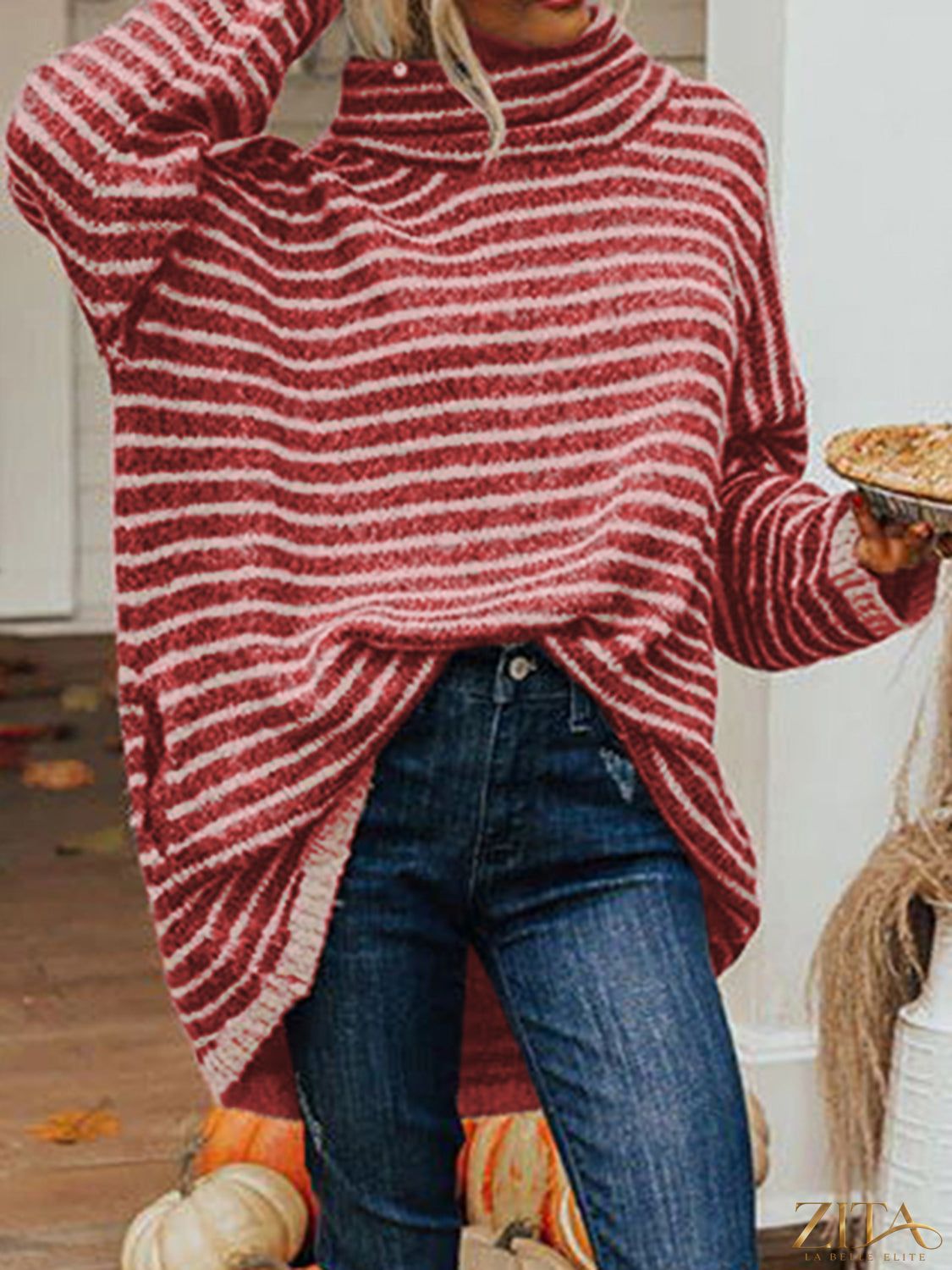 Zita La Belle Elite striped turtleneck sweater with pockets, featuring a cozy fit and stylish design, in a close-up view.