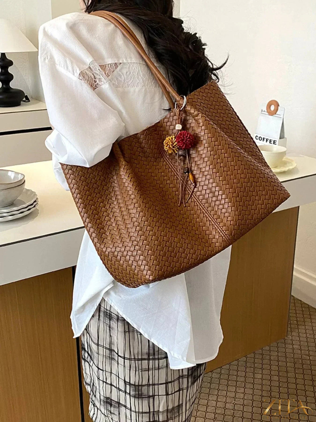 Zita La Belle Elite PU leather tote bag with sturdy handles and sleek design, featuring a spacious interior for everyday use.
