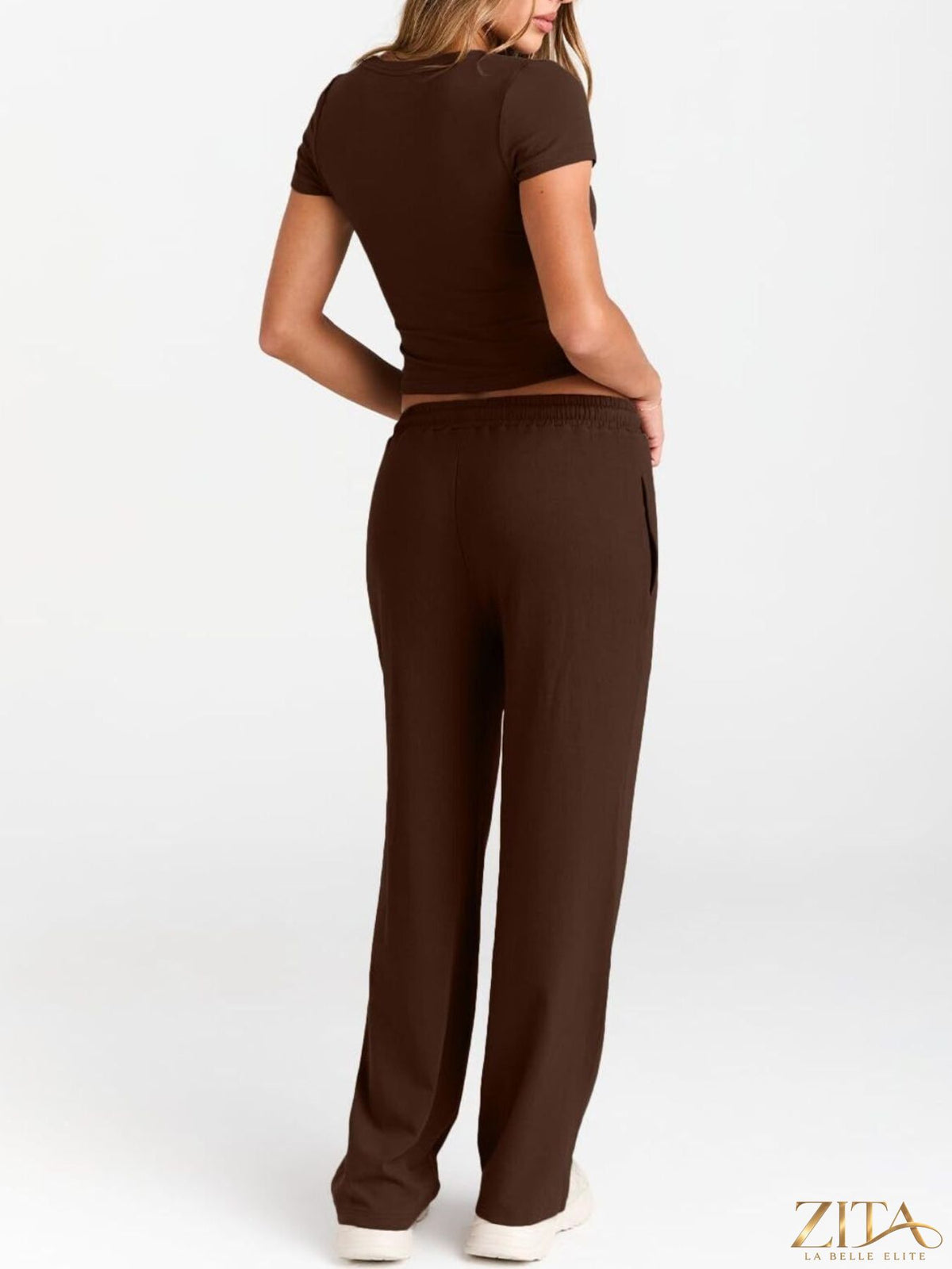 Trendsi round neck short sleeve tee and matching pants set, casual comfortable clothing for women, in soft fabric.