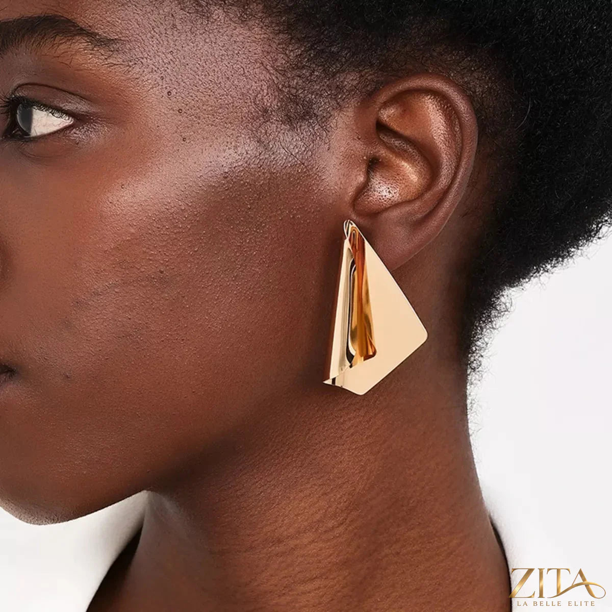 18K gold-plated triangle earrings by Zita La Belle Elite, showcasing sleek geometric design and polished finish.