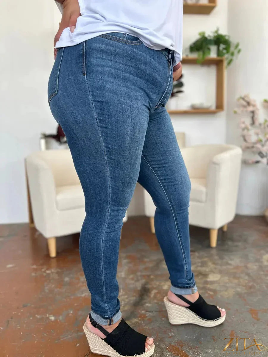 Zita La Belle Elite Judy Blue full-size cuffed hem skinny jeans displayed on a model with a close-up of the cuffed design.