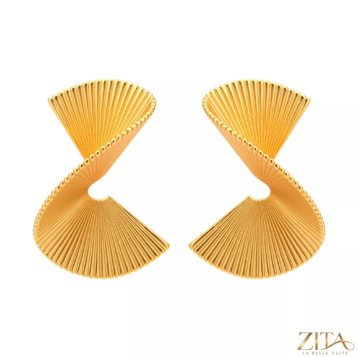 Gold-plated copper fan-shaped earrings with intricate design, stylish jewelry accessory, shiny finish, trendy fashion statement.