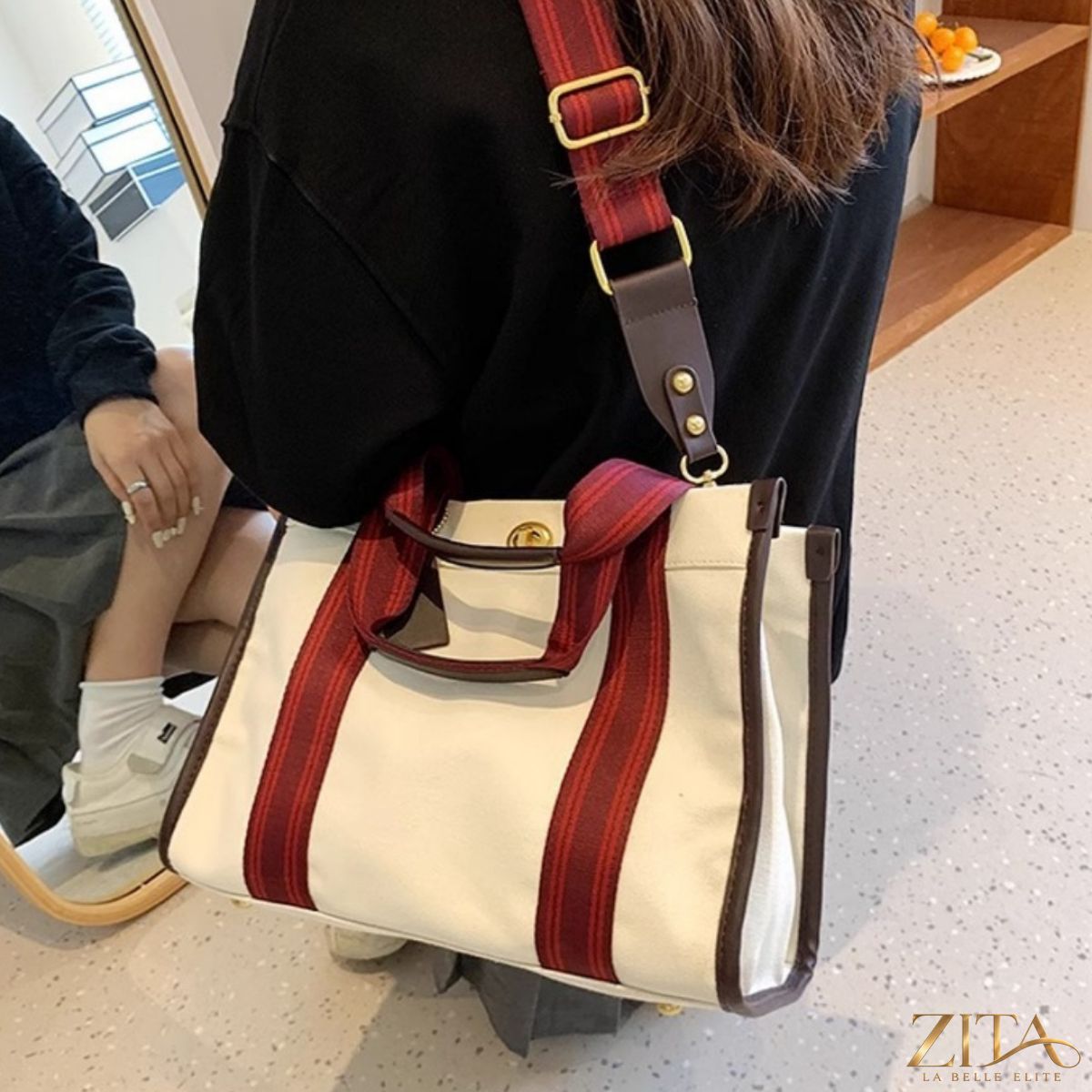 Contrast canvas tote bag by Zita La Belle Elite featuring sturdy handles and a stylish design on durable fabric.