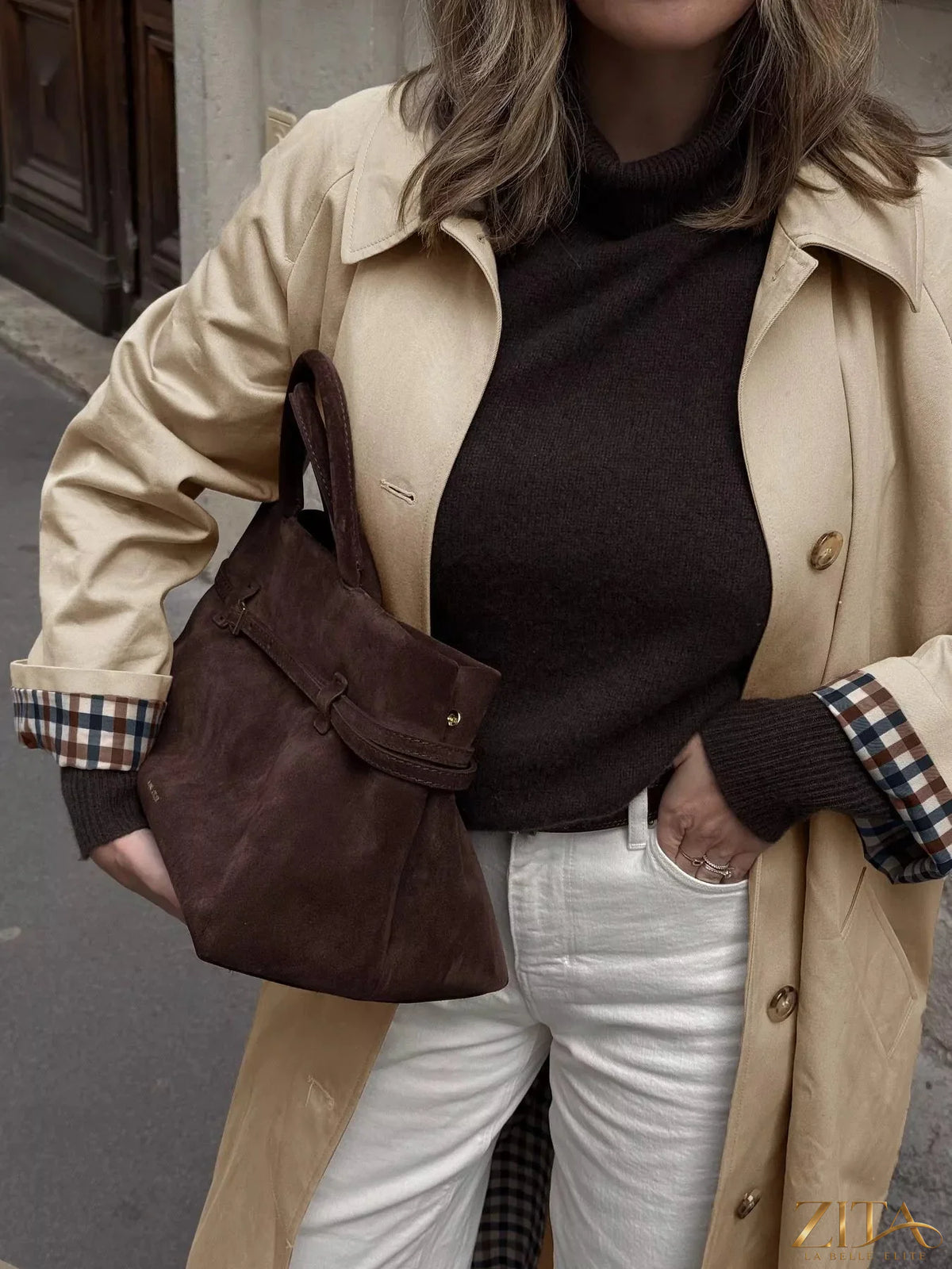 Zita La Belle Elite checkered lining button-up trench coat with classic collar and tailored fit, shown on a model.