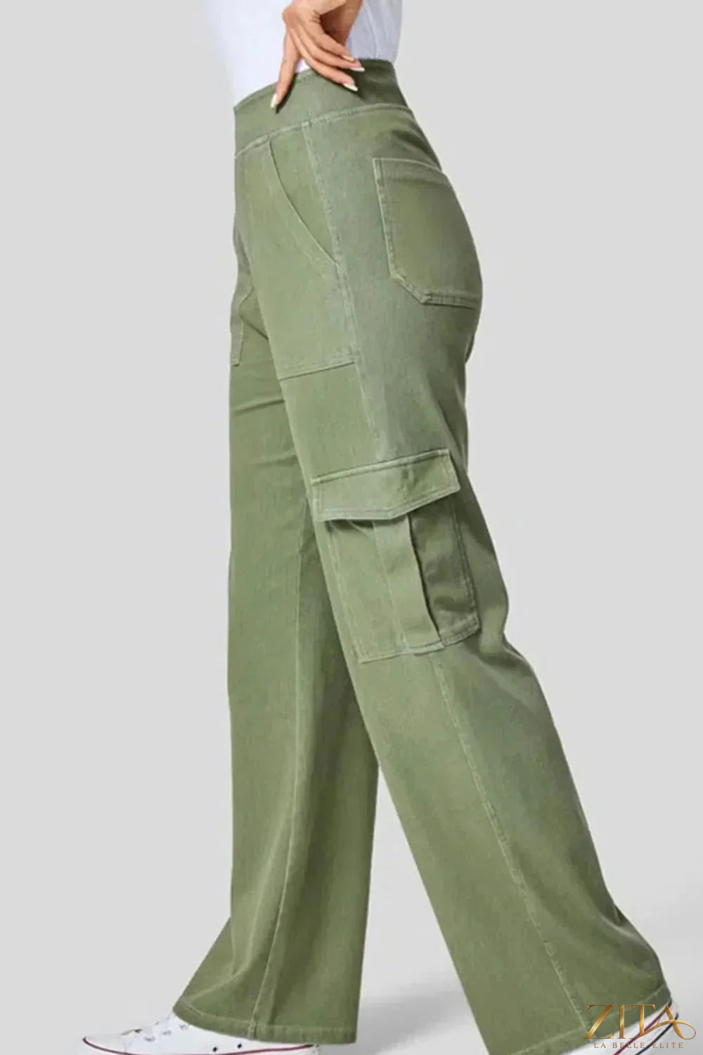 Zita La Belle Elite high waist straight leg cargo jeans with multiple pockets and relaxed fit, shown on a model.