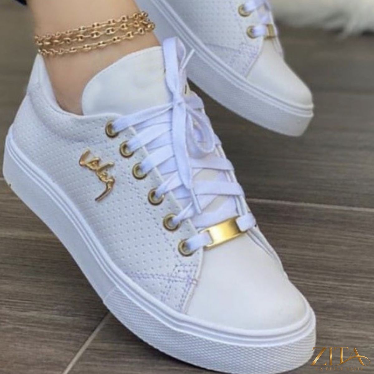 Zita La Belle Elite lace-up round toe sneakers in stylish design, featuring white laces and a comfortable casual look.