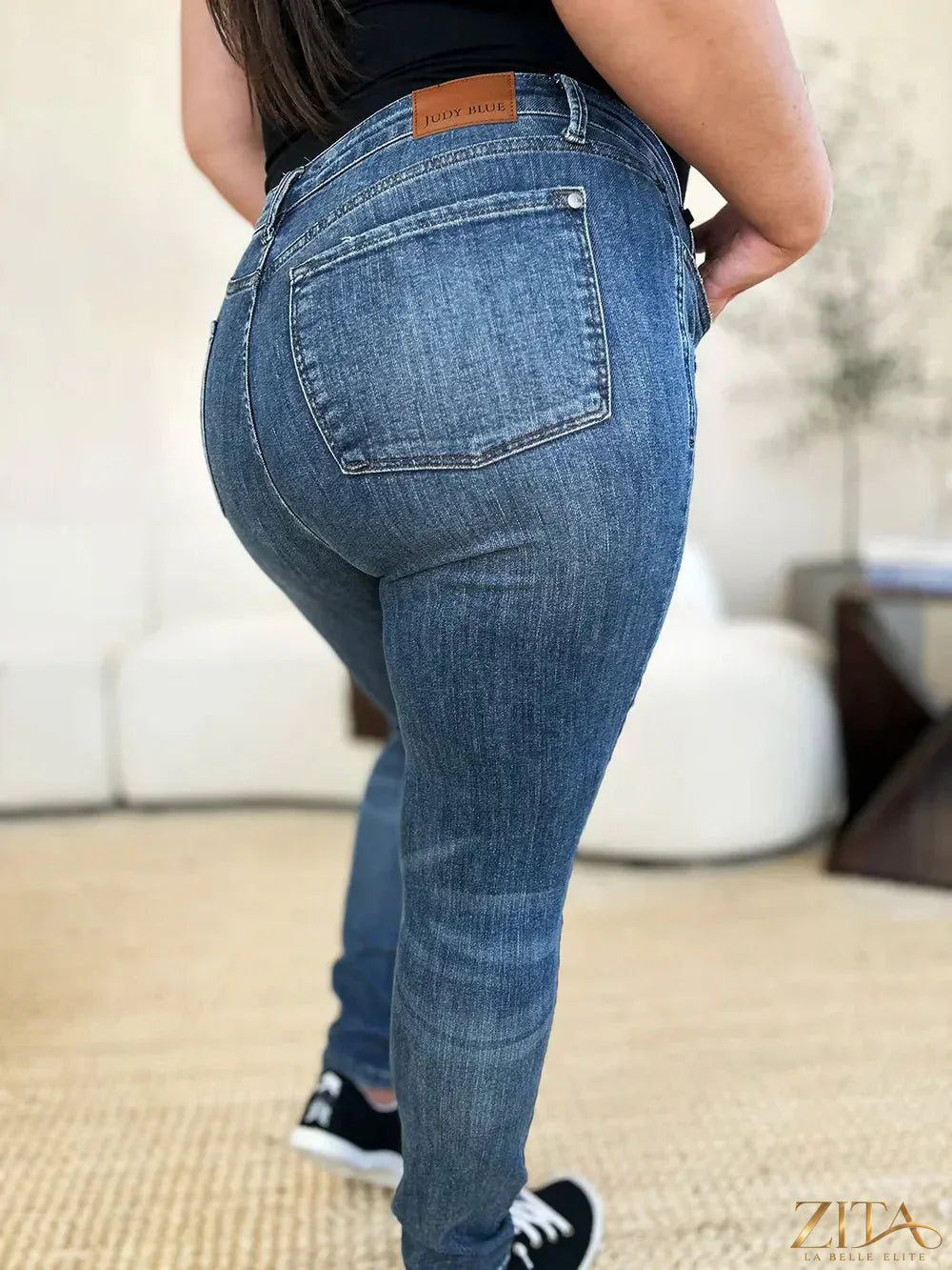 Zita La Belle Elite Judy Blue full-size mid-waist distressed slim jeans with ripped details and a classic five-pocket design.