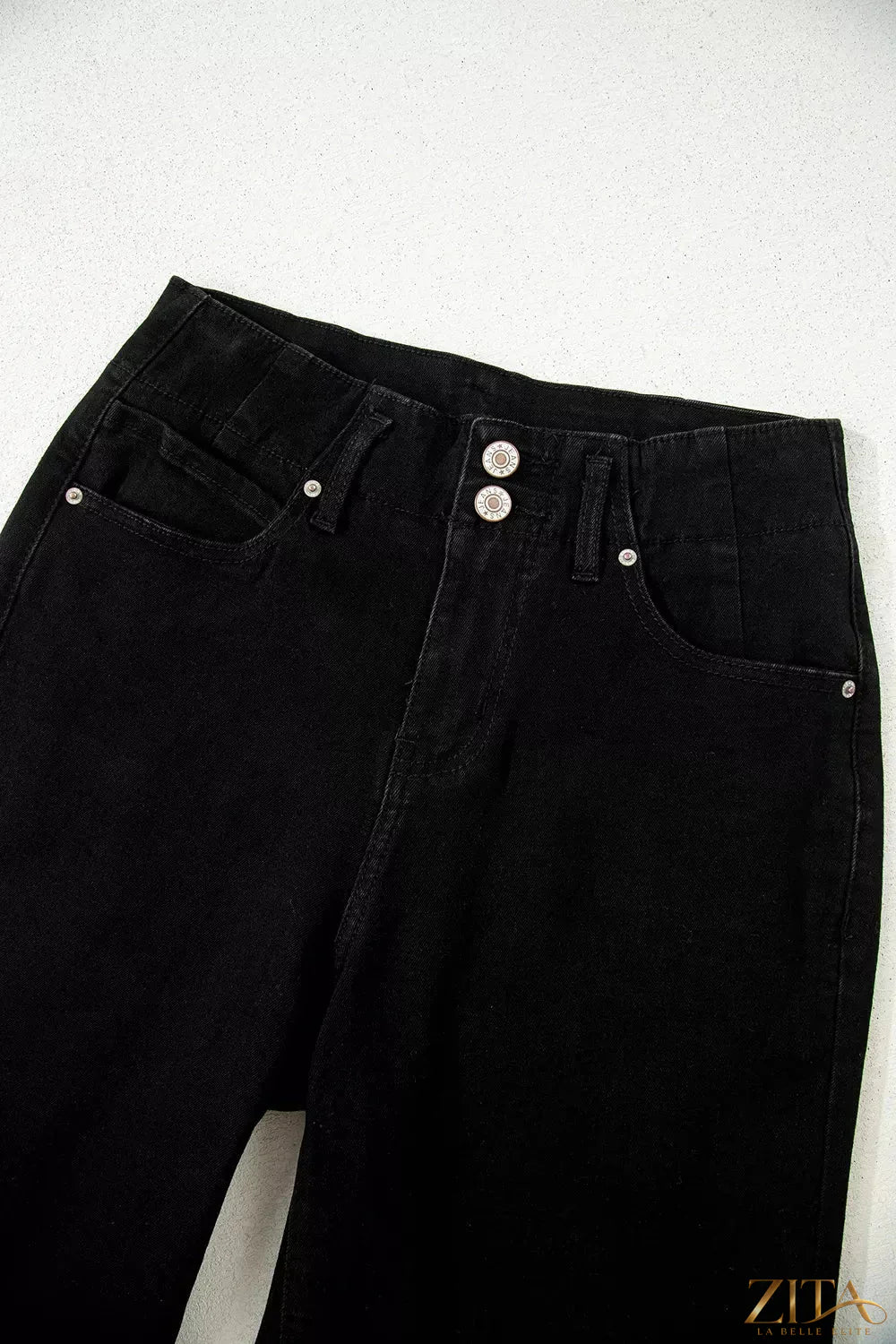 Zita La Belle Elite high waist flared jeans with two-button closure, featuring a classic denim design and flared leg style.