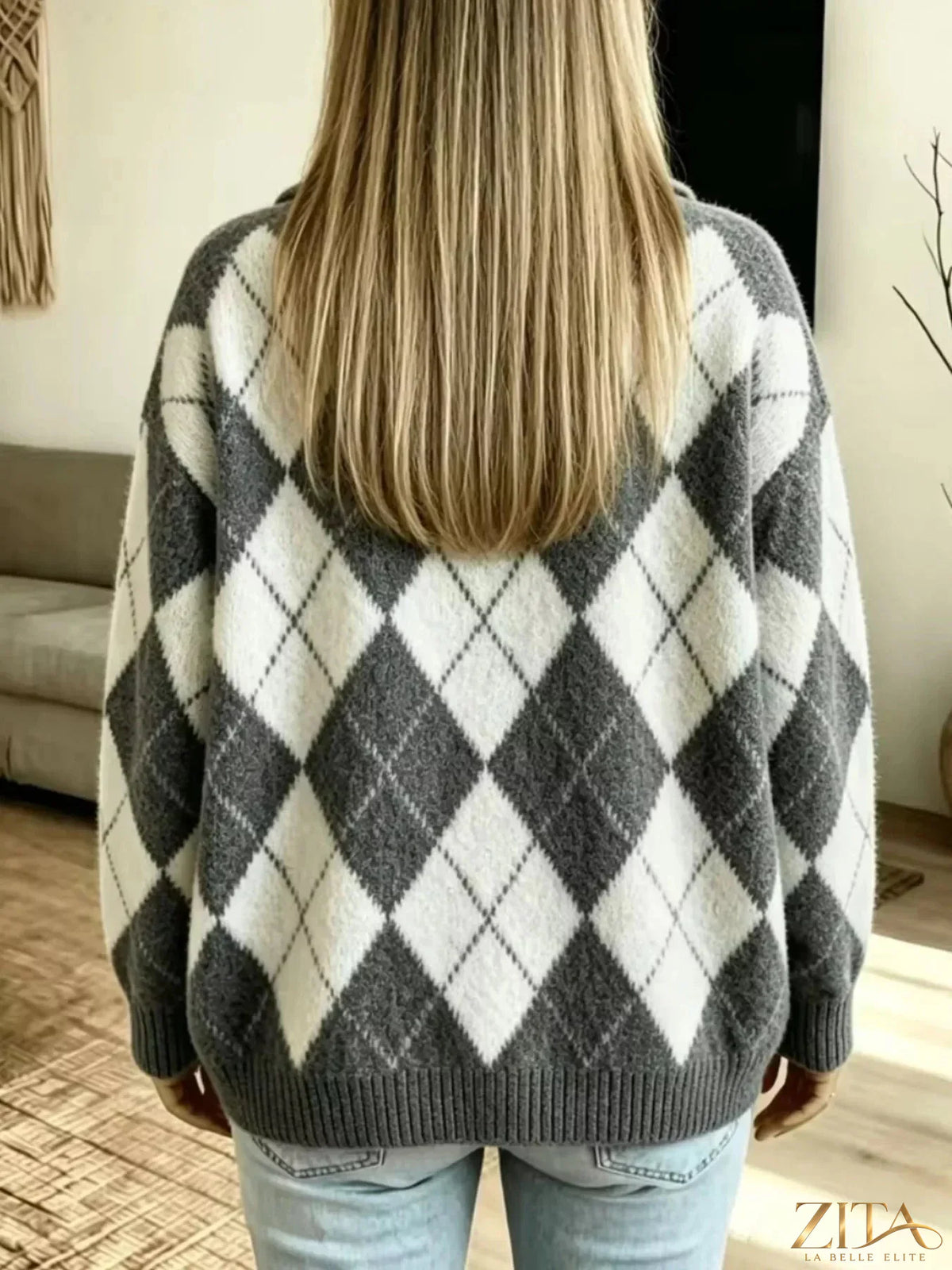 Zita La Belle Elite argyle pattern collared pullover sweater with ribbed cuffs and neckline, in classic multicolor design.