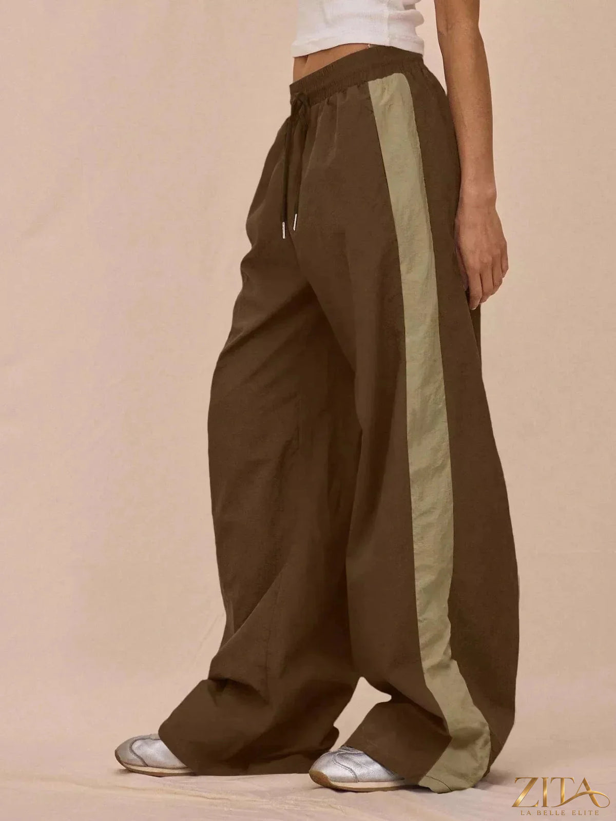 Zita La Belle Elite color-block tracksuit with wide-leg pants, featuring bold color panels and a comfortable fit.