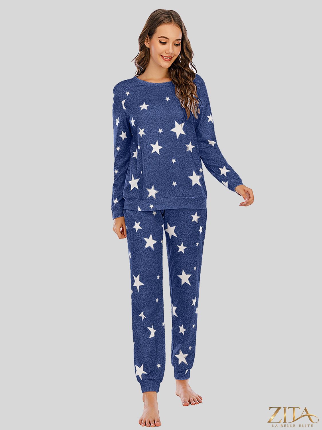 Zita La Belle Elite star print lounge set featuring a comfortable top and matching pants perfect for relaxed wear.