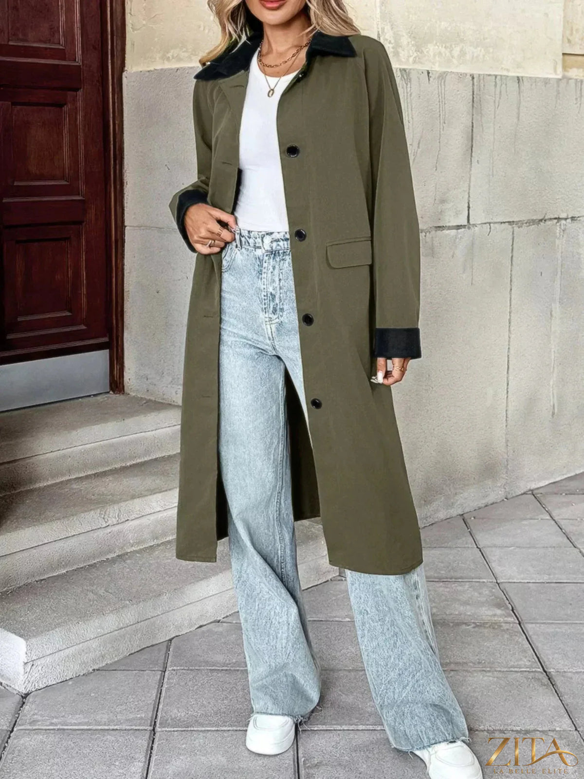 Zita La Belle Elite contrast collar button-up coat featuring a tailored fit and stylish collar detail, perfect for fall or winter wear.