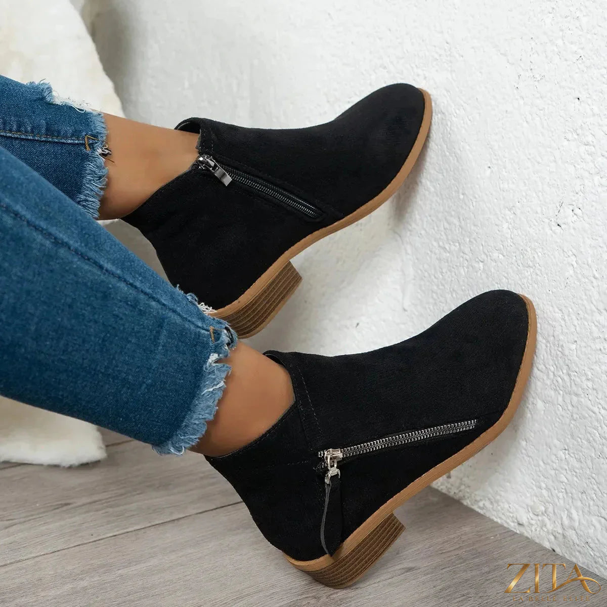 Zita La Belle Elite side zip ankle boots with block heel, showcasing sleek black leather and stylish design.