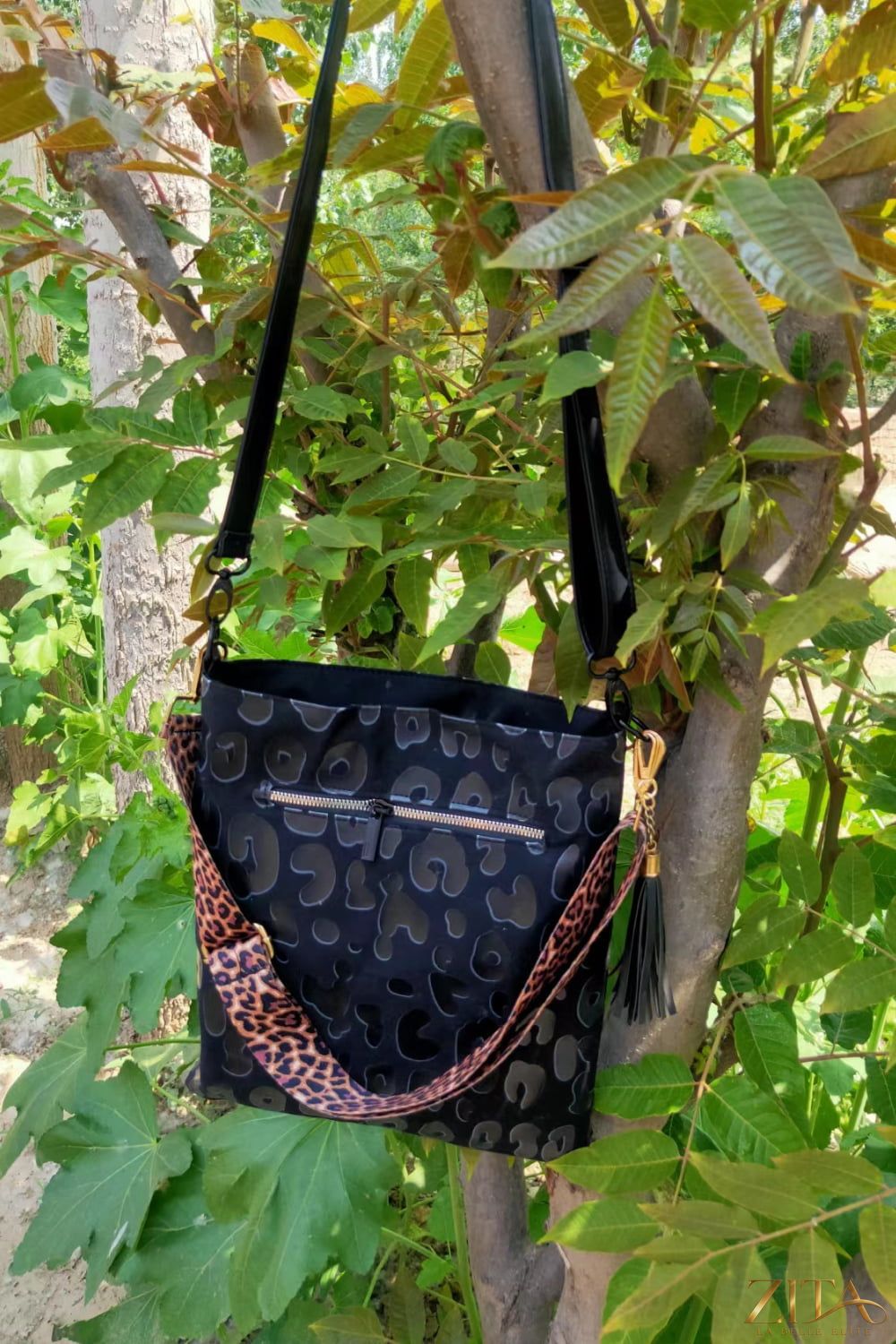 Zita La Belle Elite Adored PU leather shoulder bag with tassel, featuring a stylish design and gold-tone hardware.