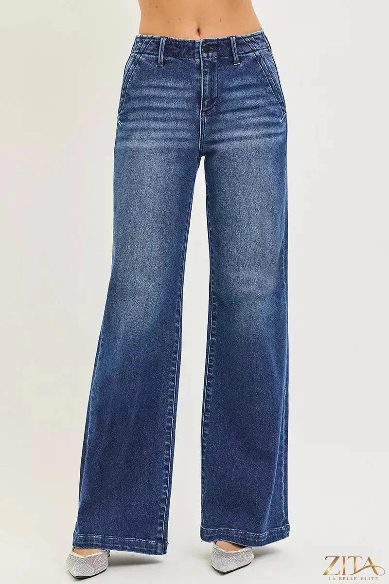 Zita La Belle Elite RISEN high rise wide-leg jeans with slanted pockets, styled with a casual, modern look.