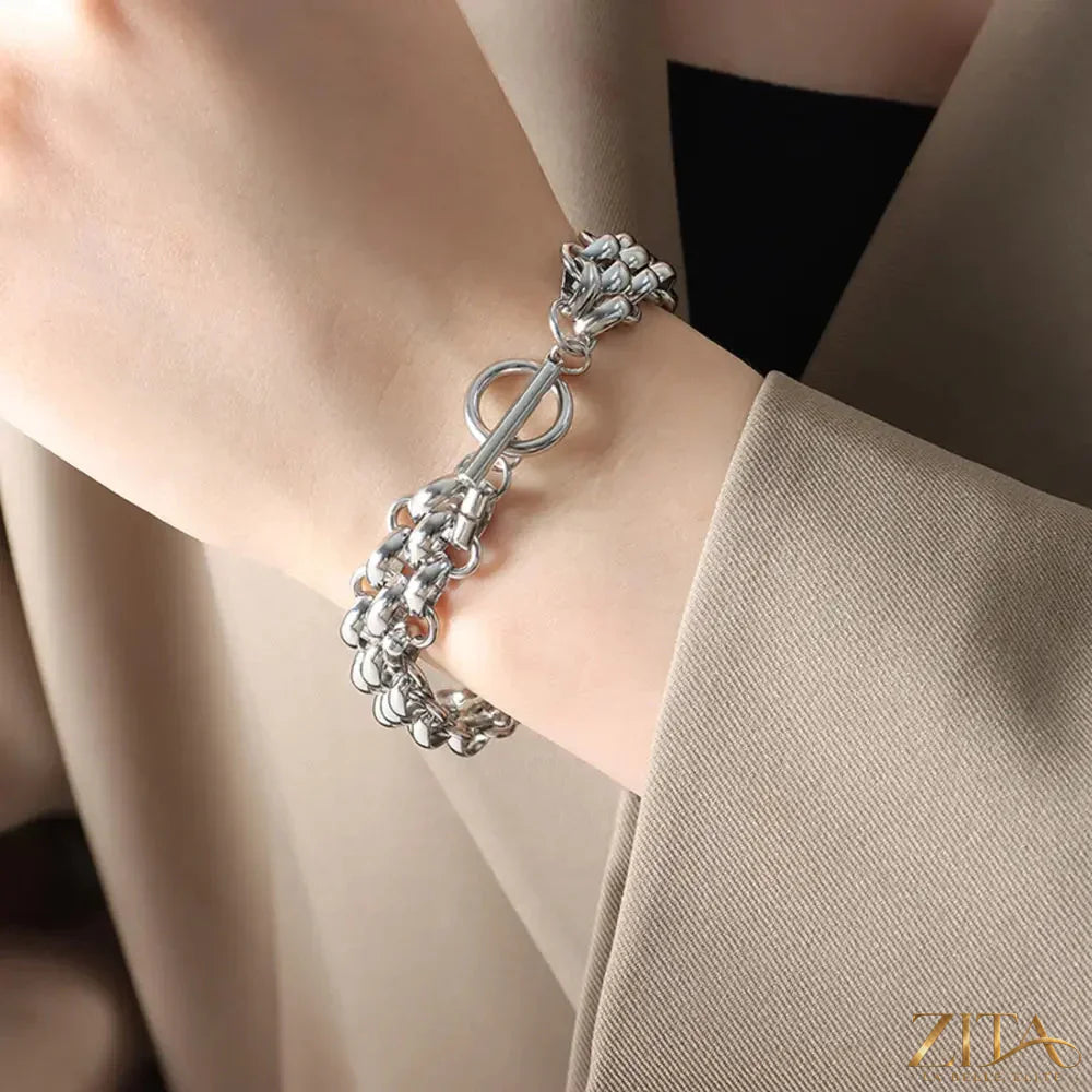 Gold-plated toggle clasp bracelet by Zita La Belle Elite featuring a sleek, elegant design with a secure clasp and polished finish.