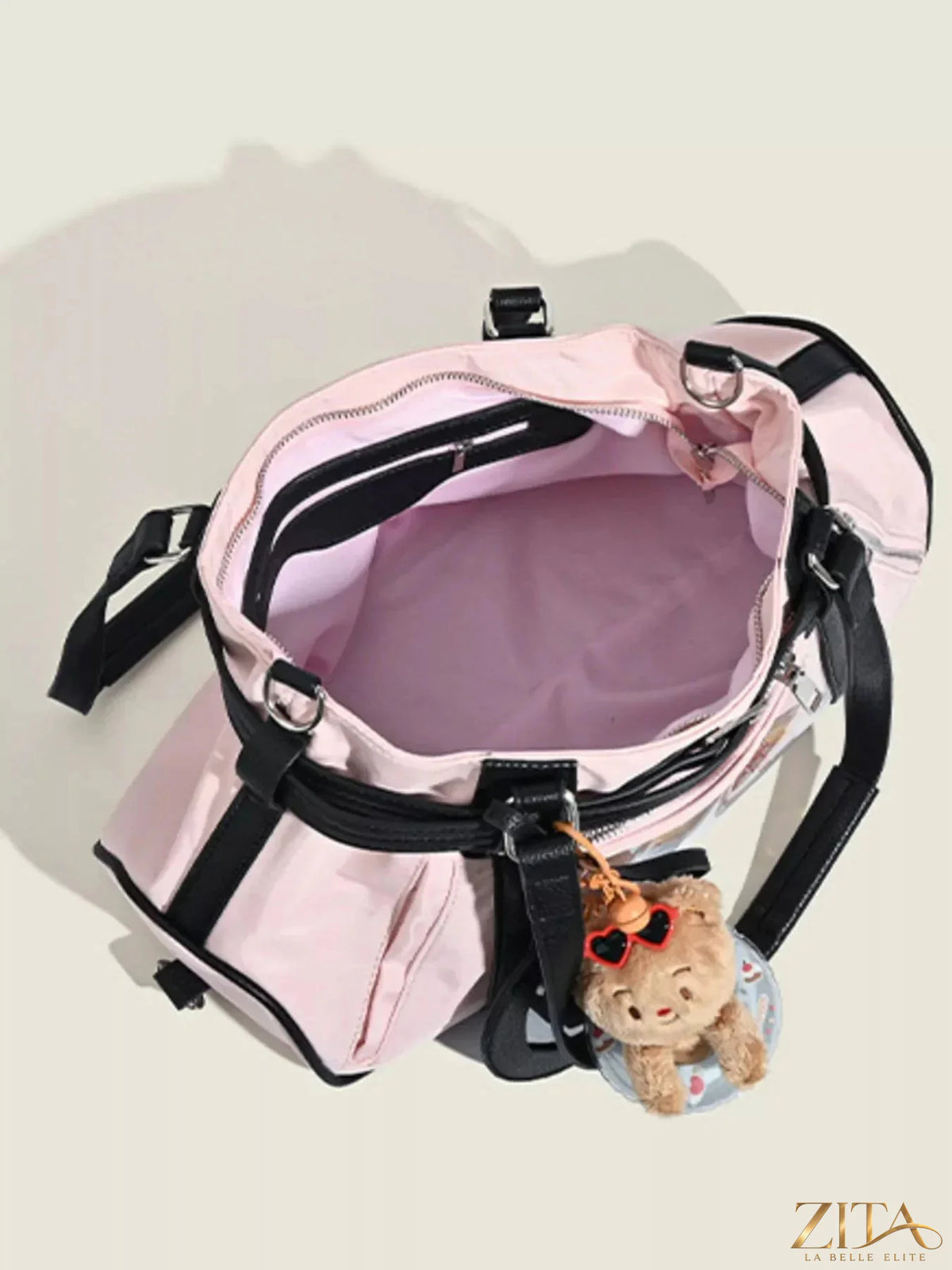 Contrast lightweight shoulder bag by Zita La Belle Elite featuring a sleek design and comfortable strap, shown in the image.