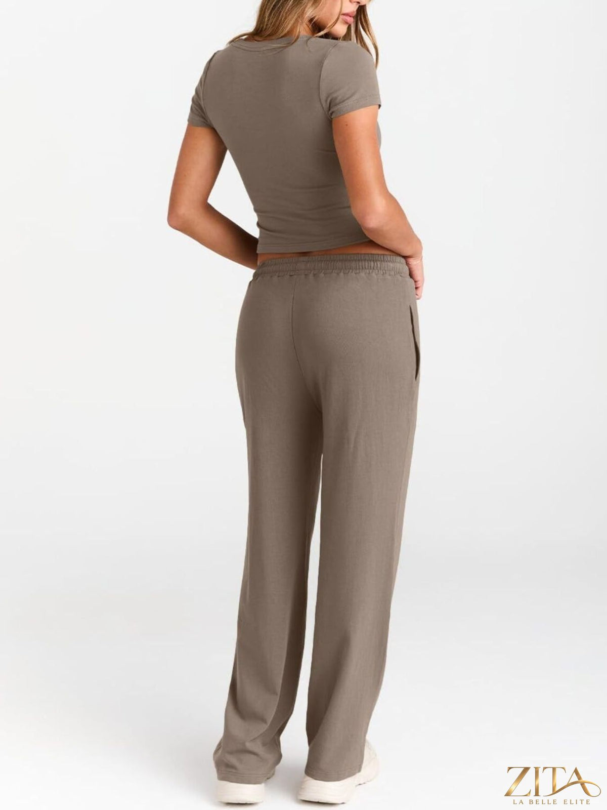 Trendsi round neck short sleeve tee and matching pants set, casual fashion ensemble, soft fabric and comfortable fit.