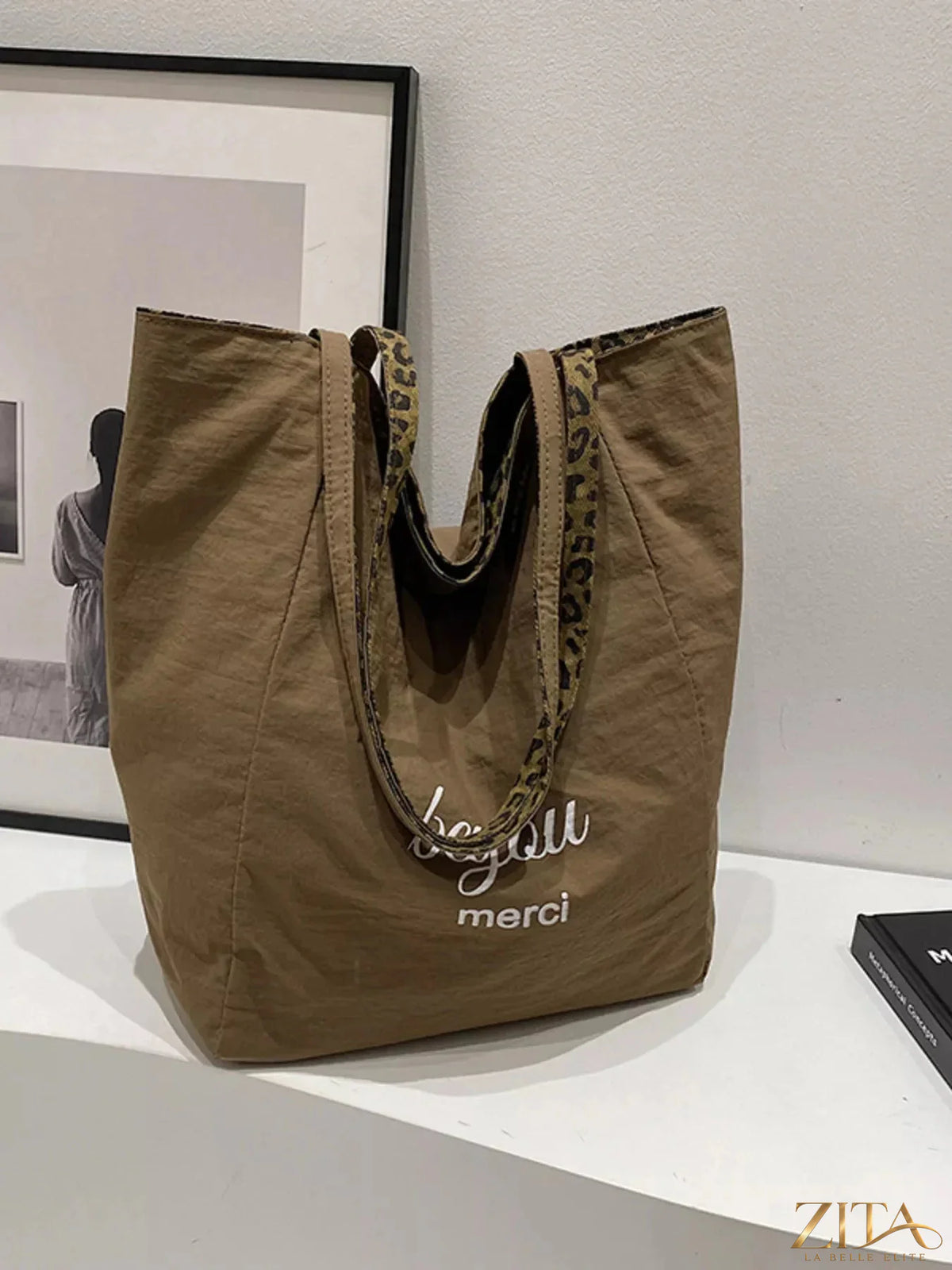 Zita La Belle Elite leopard print casual tote bag with sturdy handles and spacious interior, perfect for everyday use.