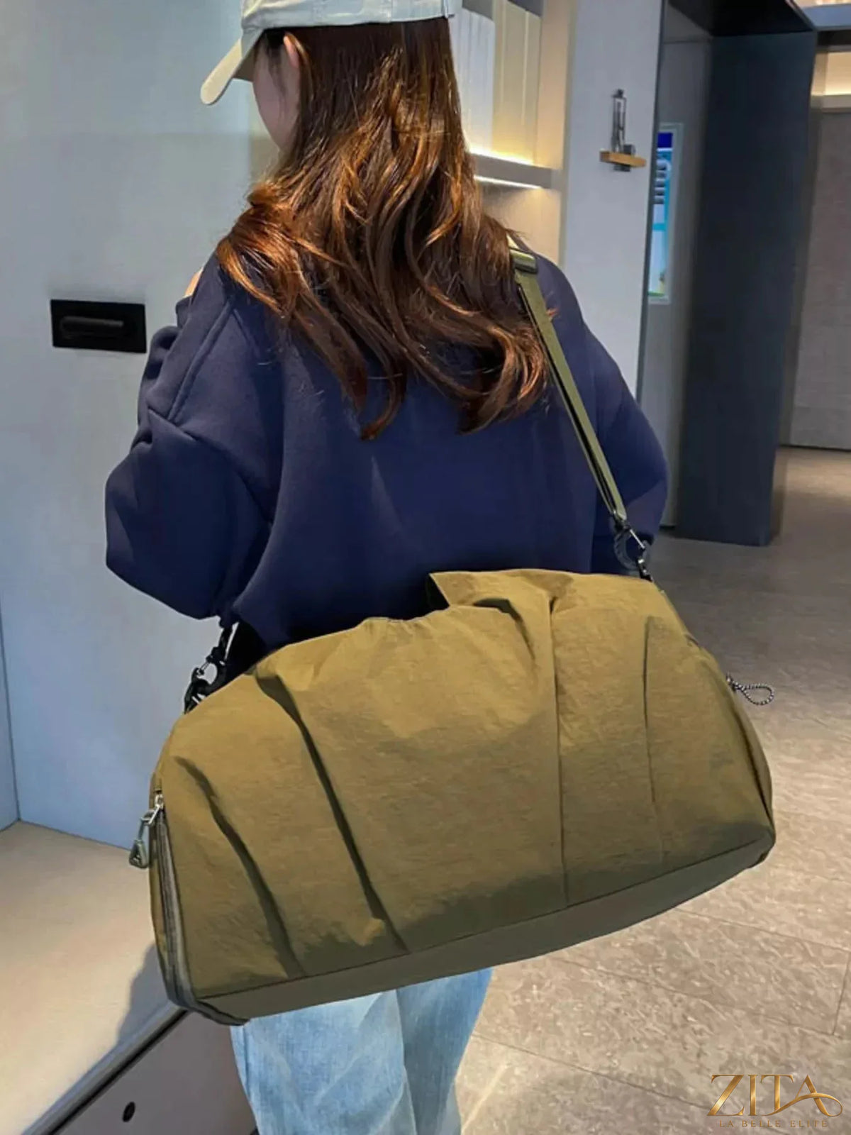 Zita La Belle Elite ruched large capacity travel bag with sturdy handles and spacious interior for travel essentials.
