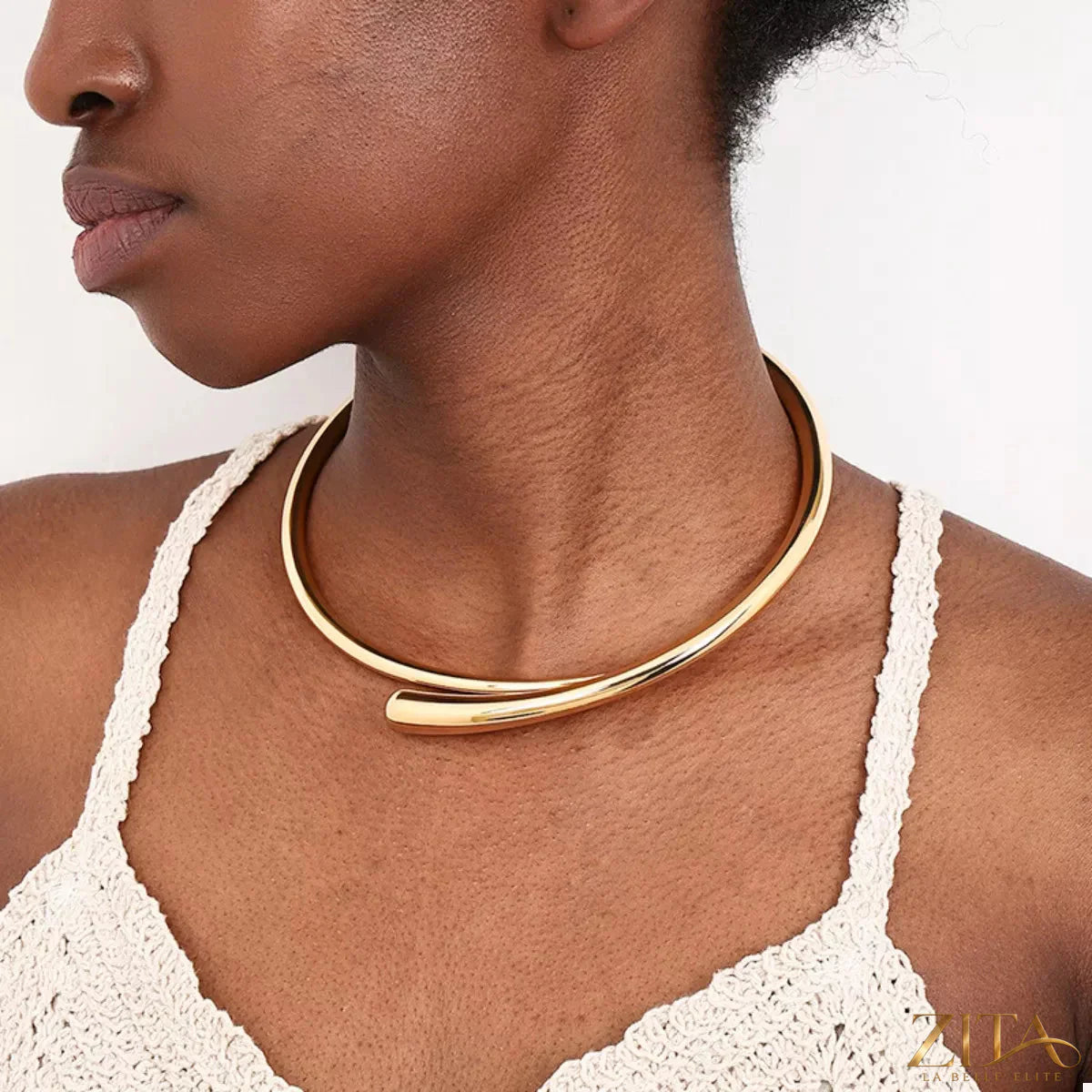 18K gold-plated alloy adjustable necklace by Zita La Belle Elite, featuring a delicate chain and elegant design.