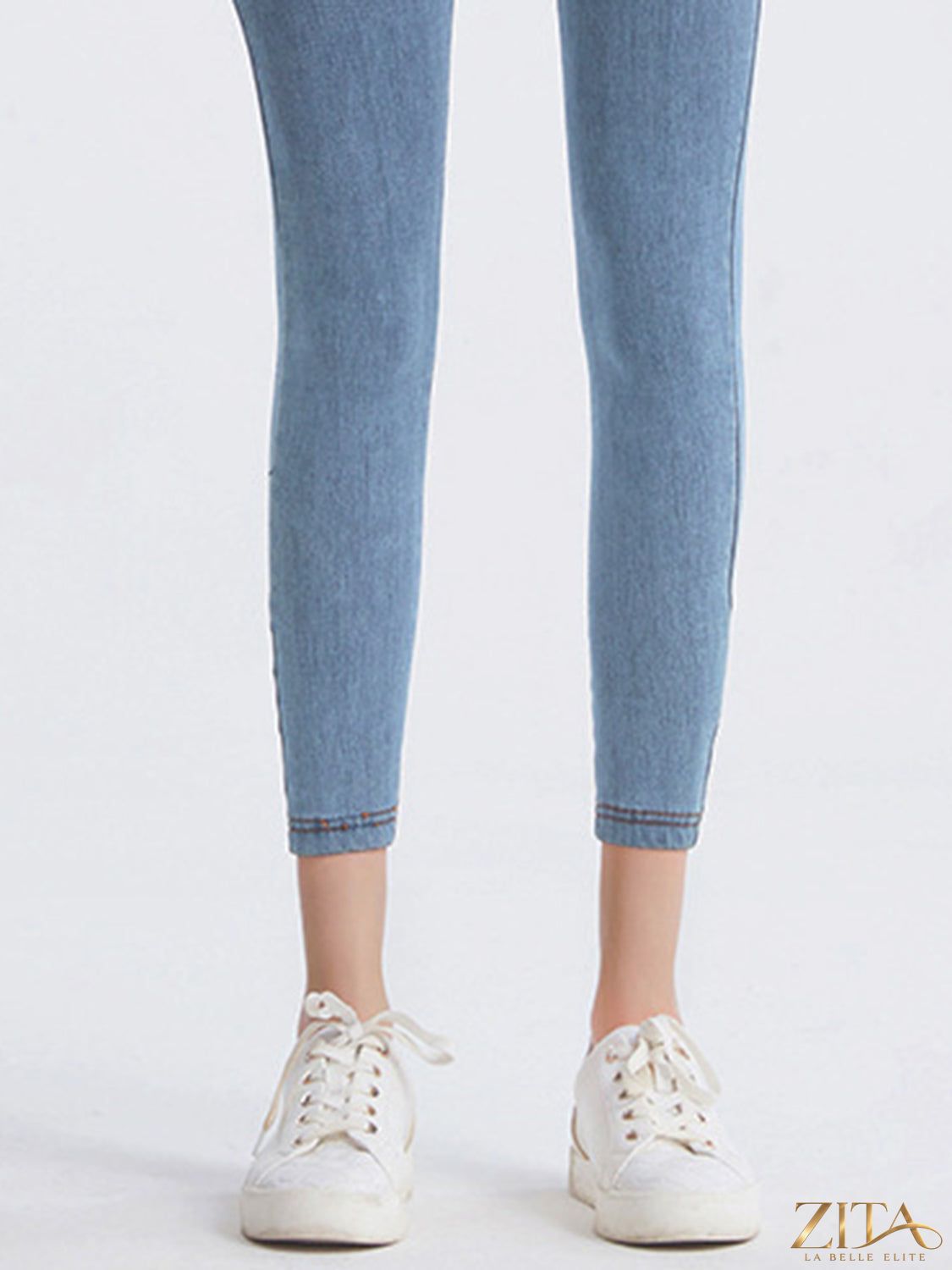 Trendsi wide waistband sports leggings in black, showing a close-up of the high-rise, stretchy fabric with a sleek fit.