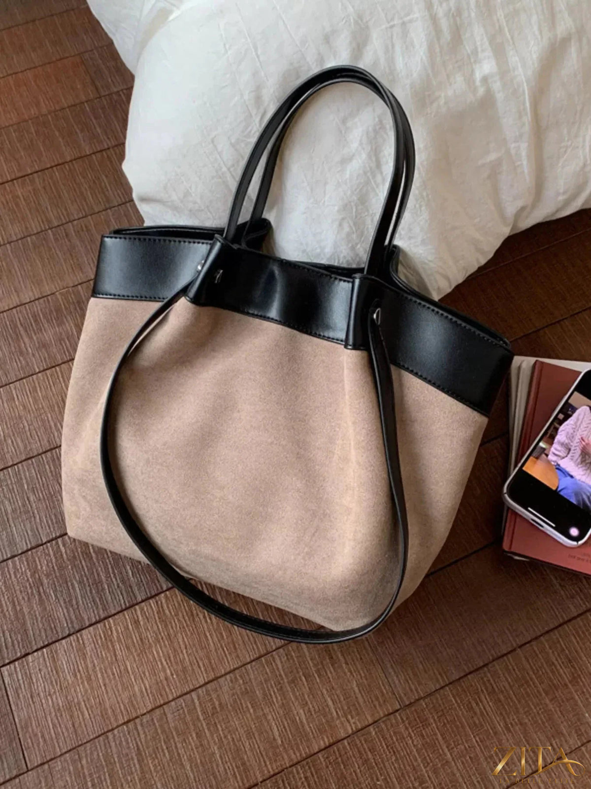 Lightweight classic color tote bag by Zita La Belle Elite with sturdy handles and spacious interior.