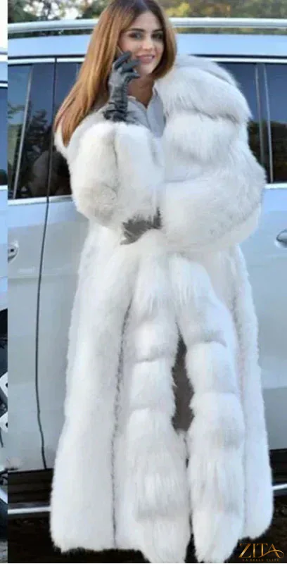 Women winter faux fur coat by Zita La Belle Elite, stylish winter jacket with plush faux fur collar and warm insulated interior.