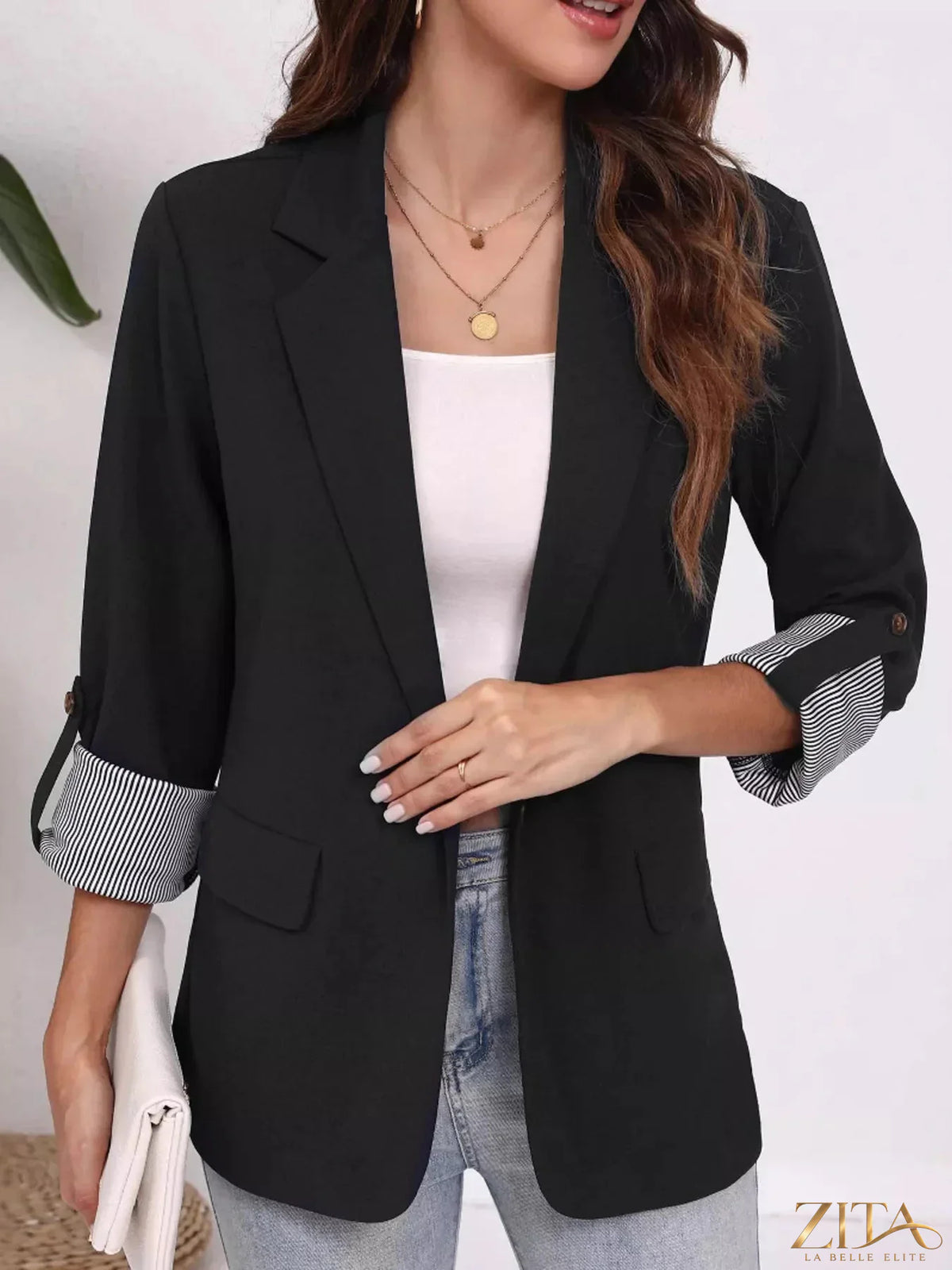 Zita La Belle Elite lapel collar blazer with roll-up sleeves in a stylish, tailored design, shown on a model.