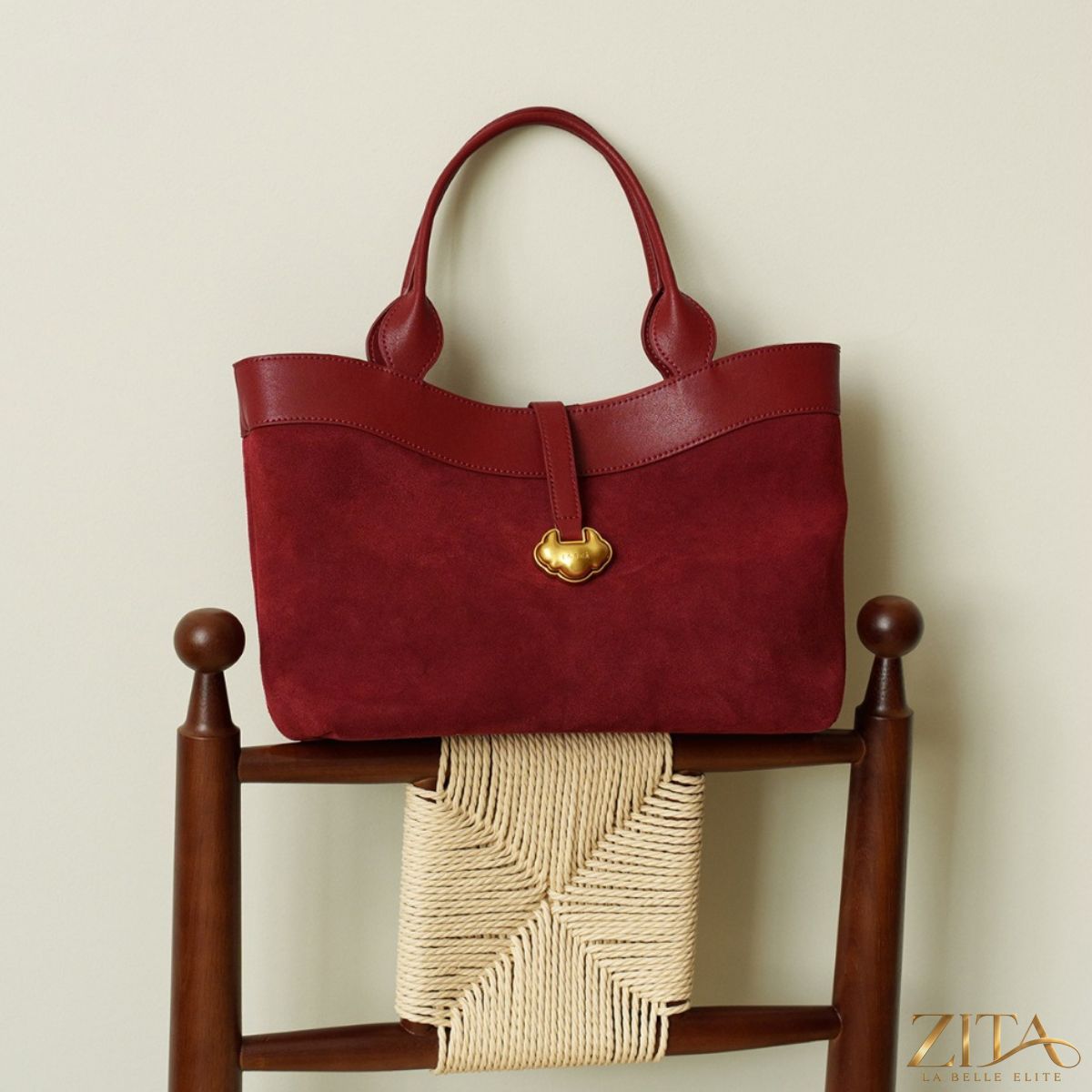 Zita La Belle Elite top handle tote bag in sleek design, featuring sturdy handles and spacious interior for everyday use.