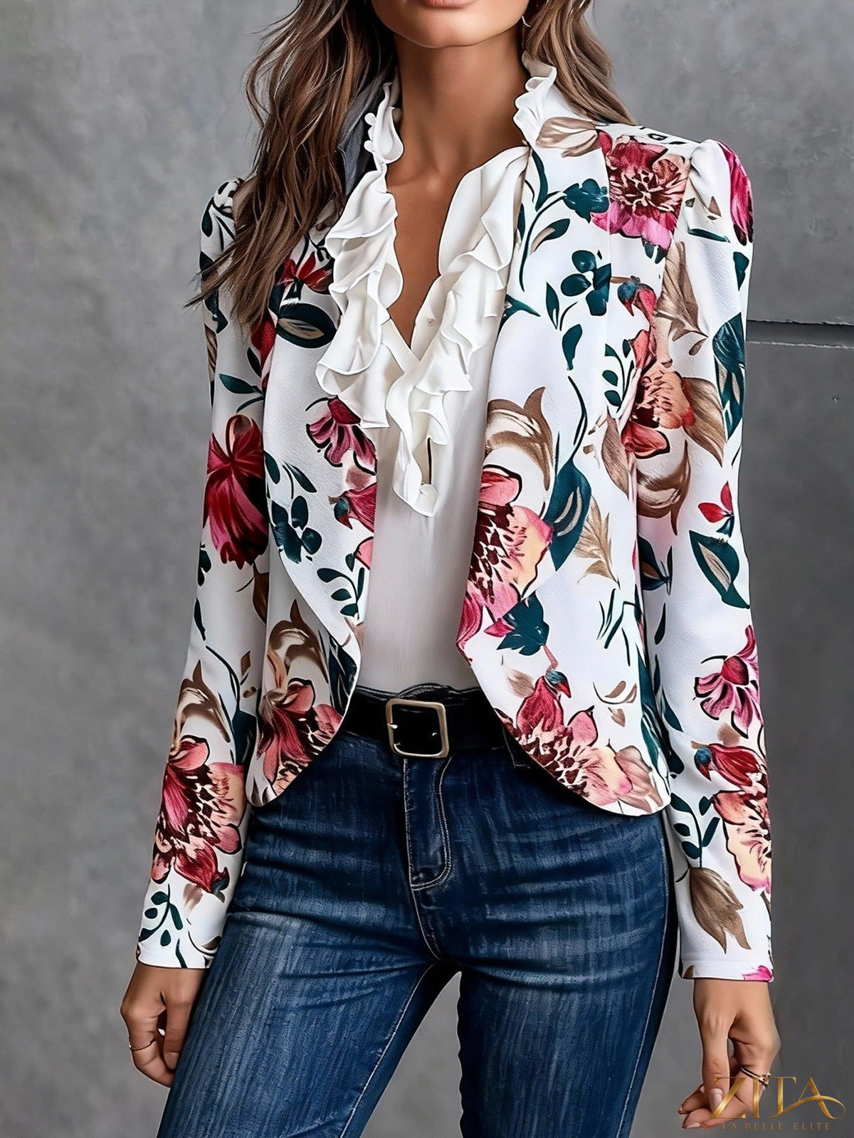 Women’s casual commuter jacket by Zita La Belle Elite, all-match fashion jacket with a stylish, versatile design for everyday wear.