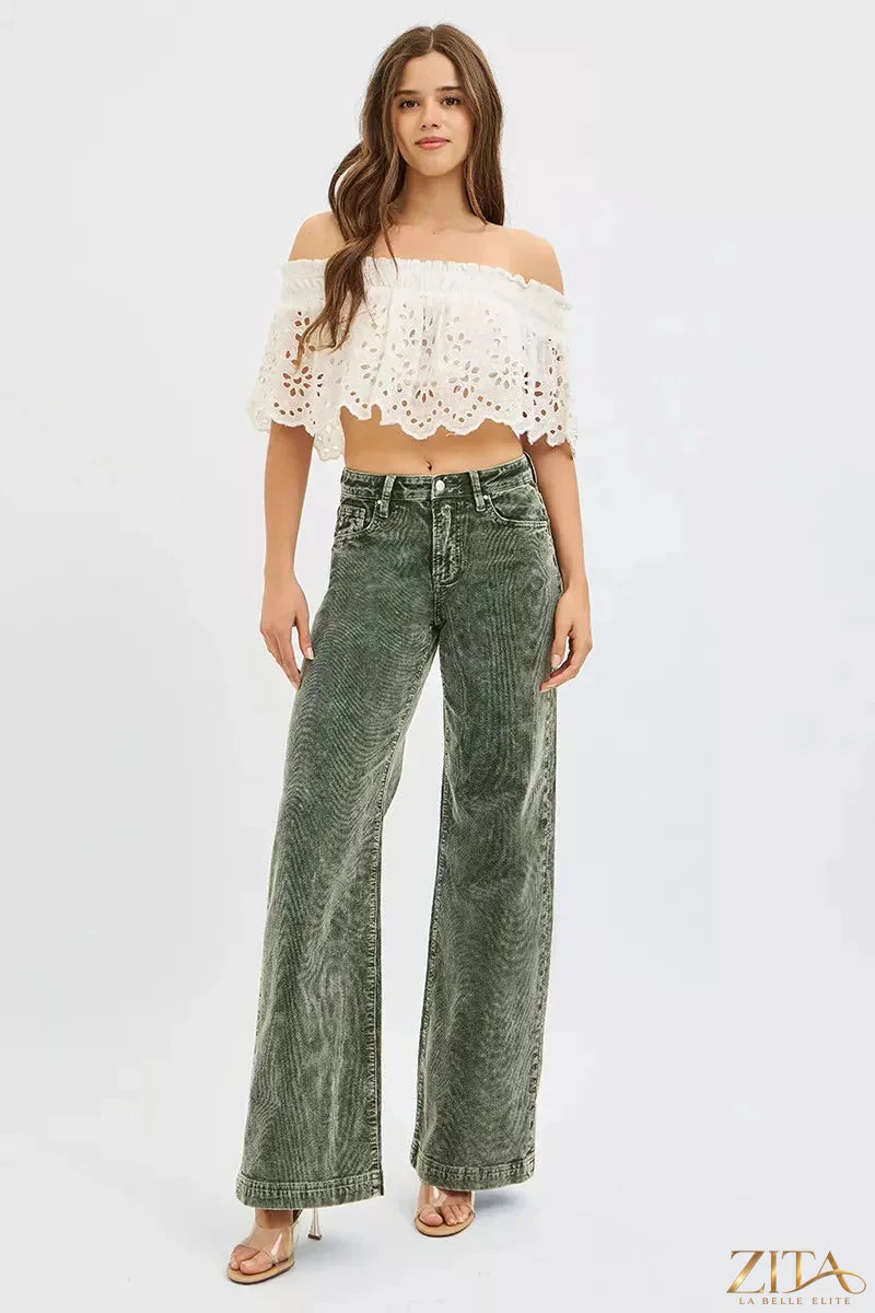 Zita La Belle Elite high-rise wide-leg corduroy jeans in plus size, showcasing the full length and textured fabric.