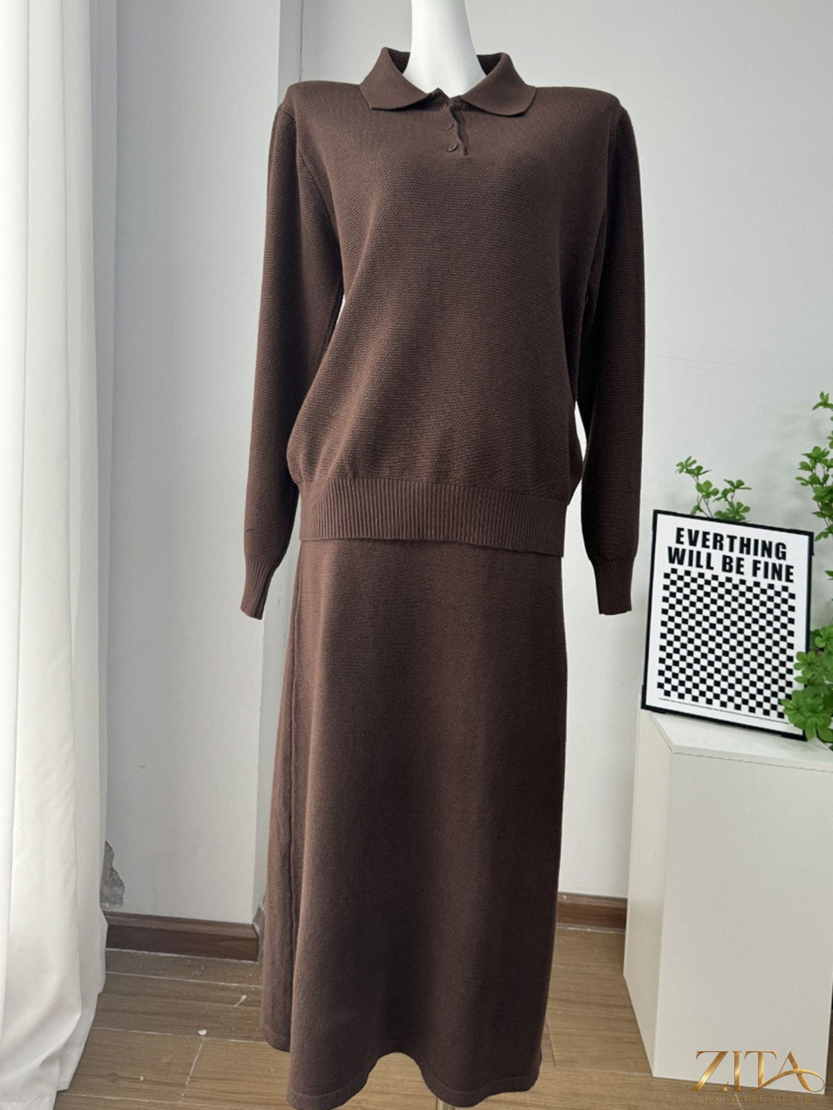 Zita La Belle Elite polo collar knit top with matching pants or skirt set, featuring a stylish and comfortable design.